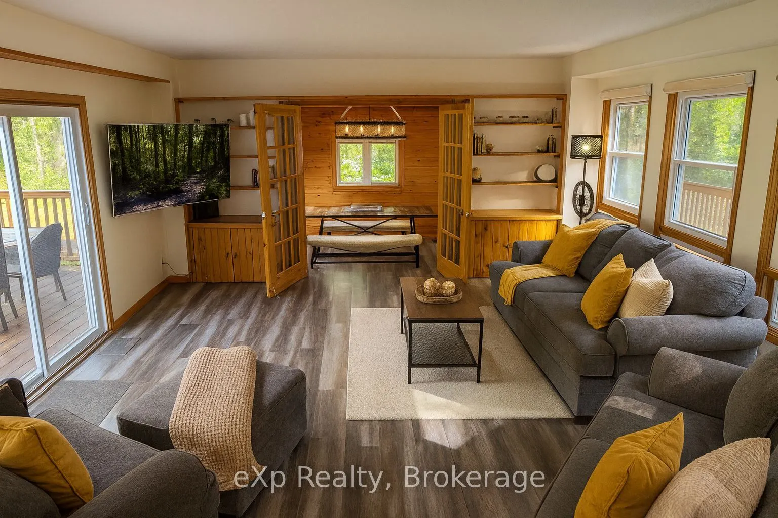 1382 Muskoka Rd 169 N