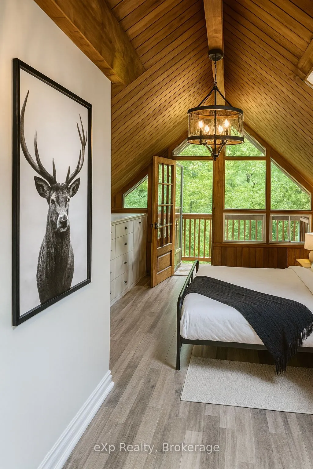 1382 Muskoka Rd 169 N