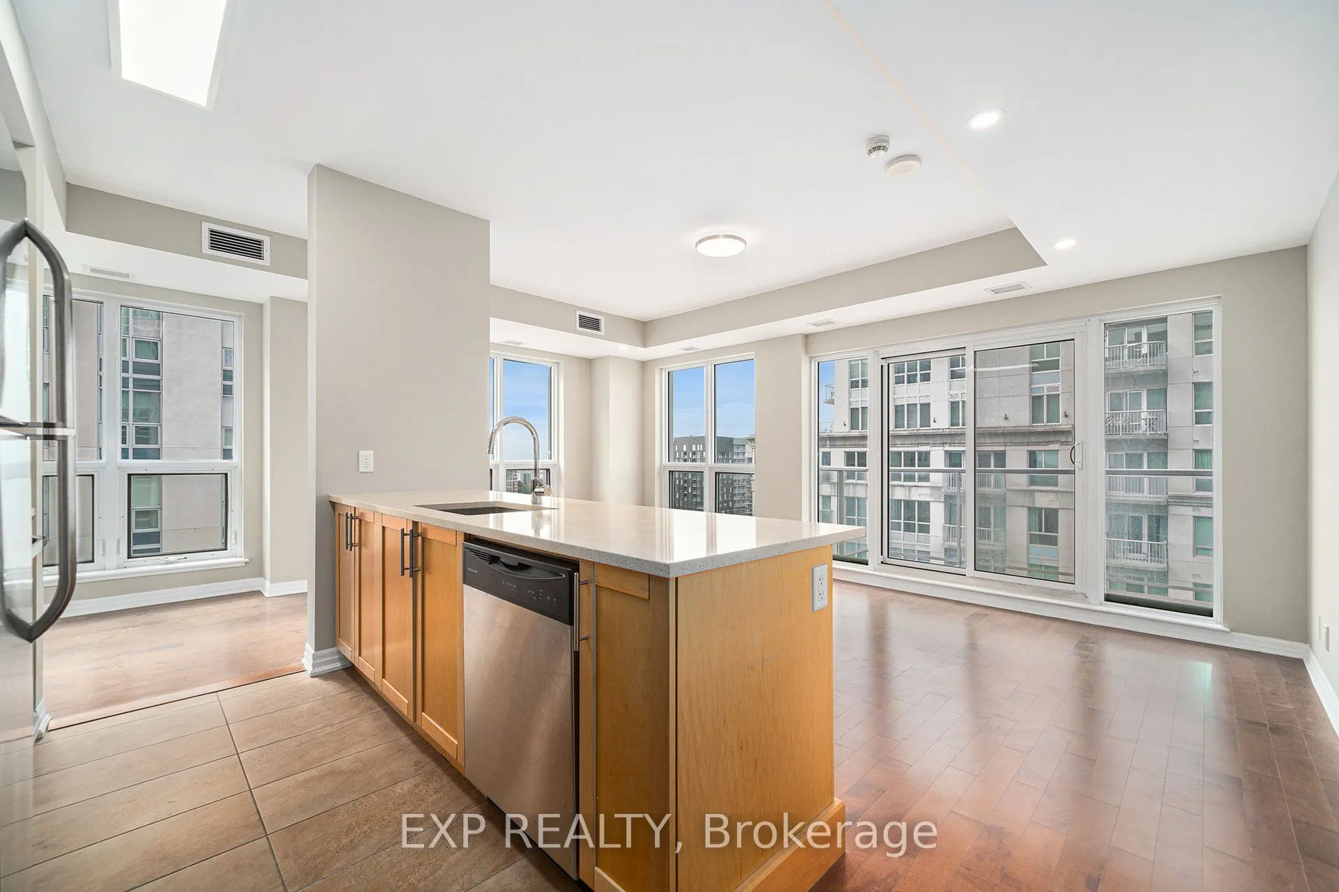 242 Rideau Street, #2509