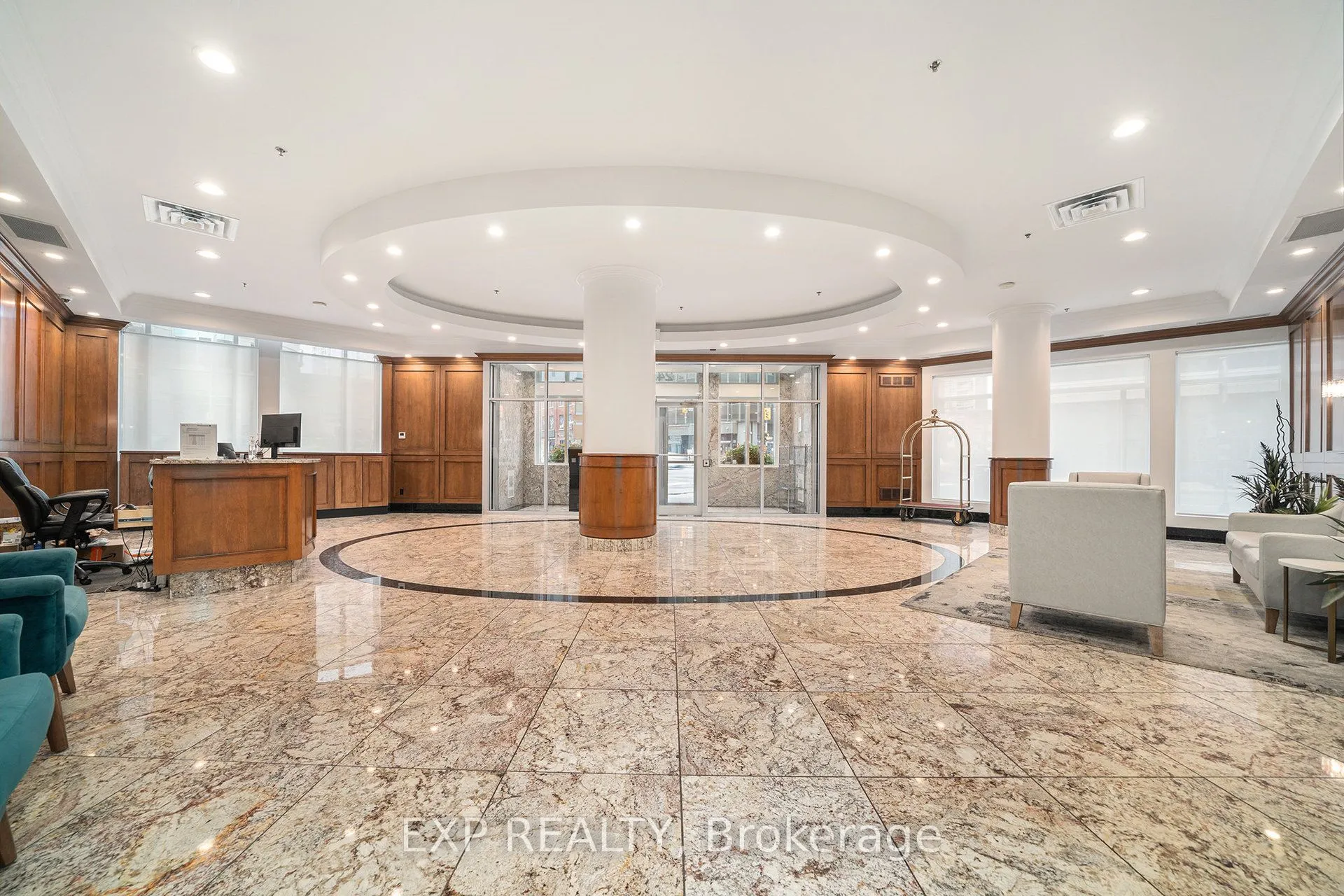 242 Rideau Street, #2509