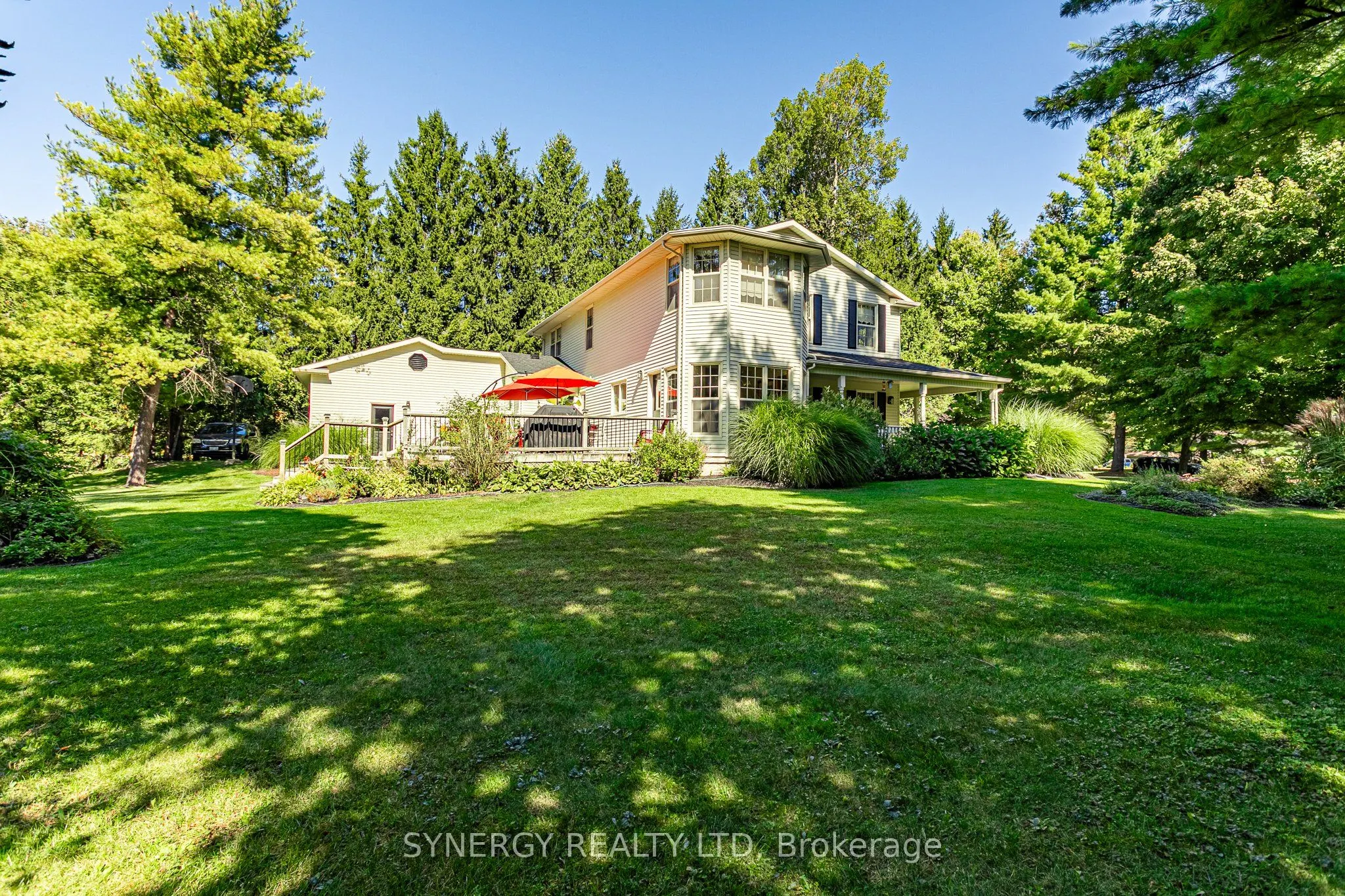 1 lansdowne park Crescent