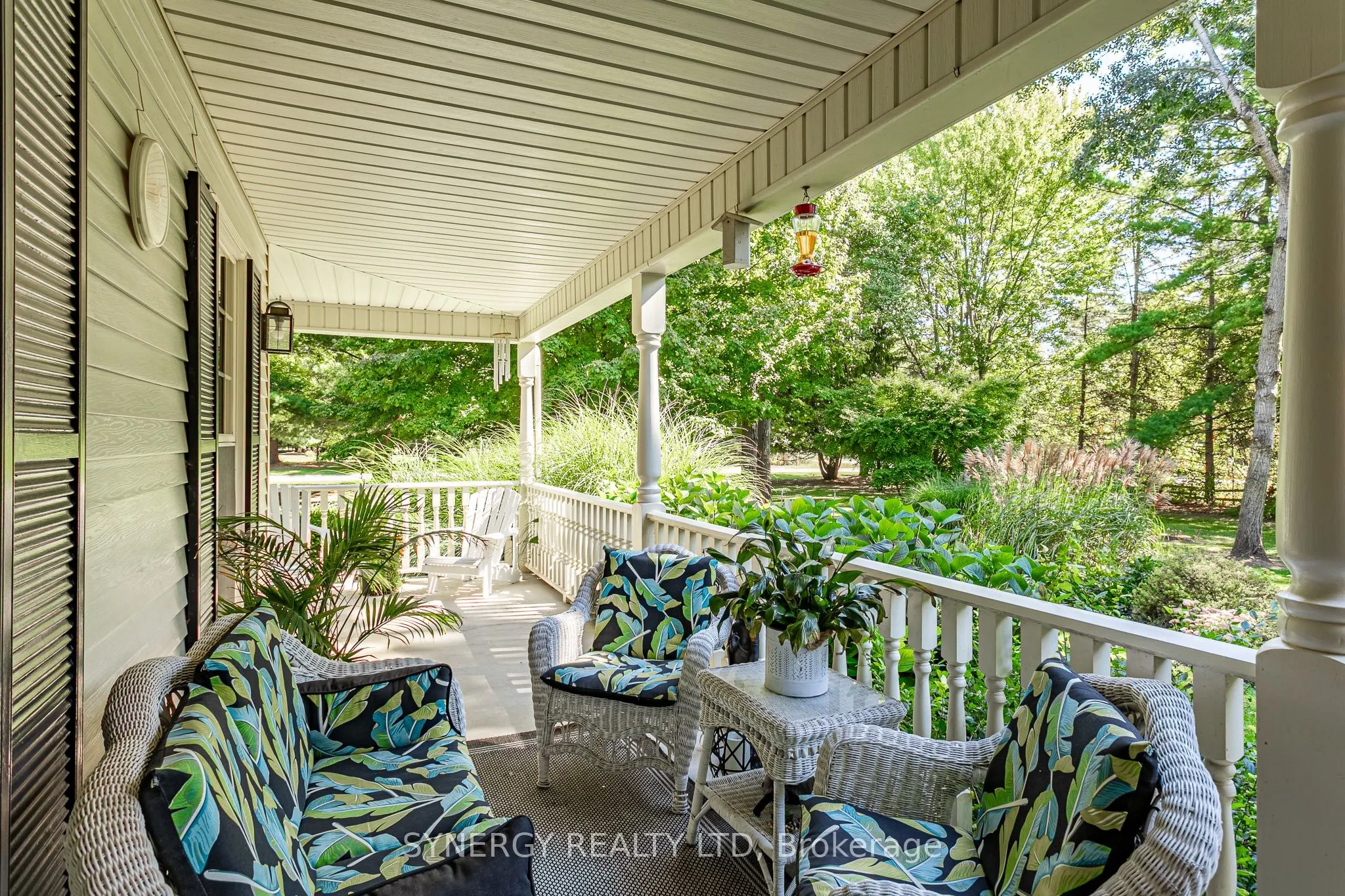 1 lansdowne park Crescent