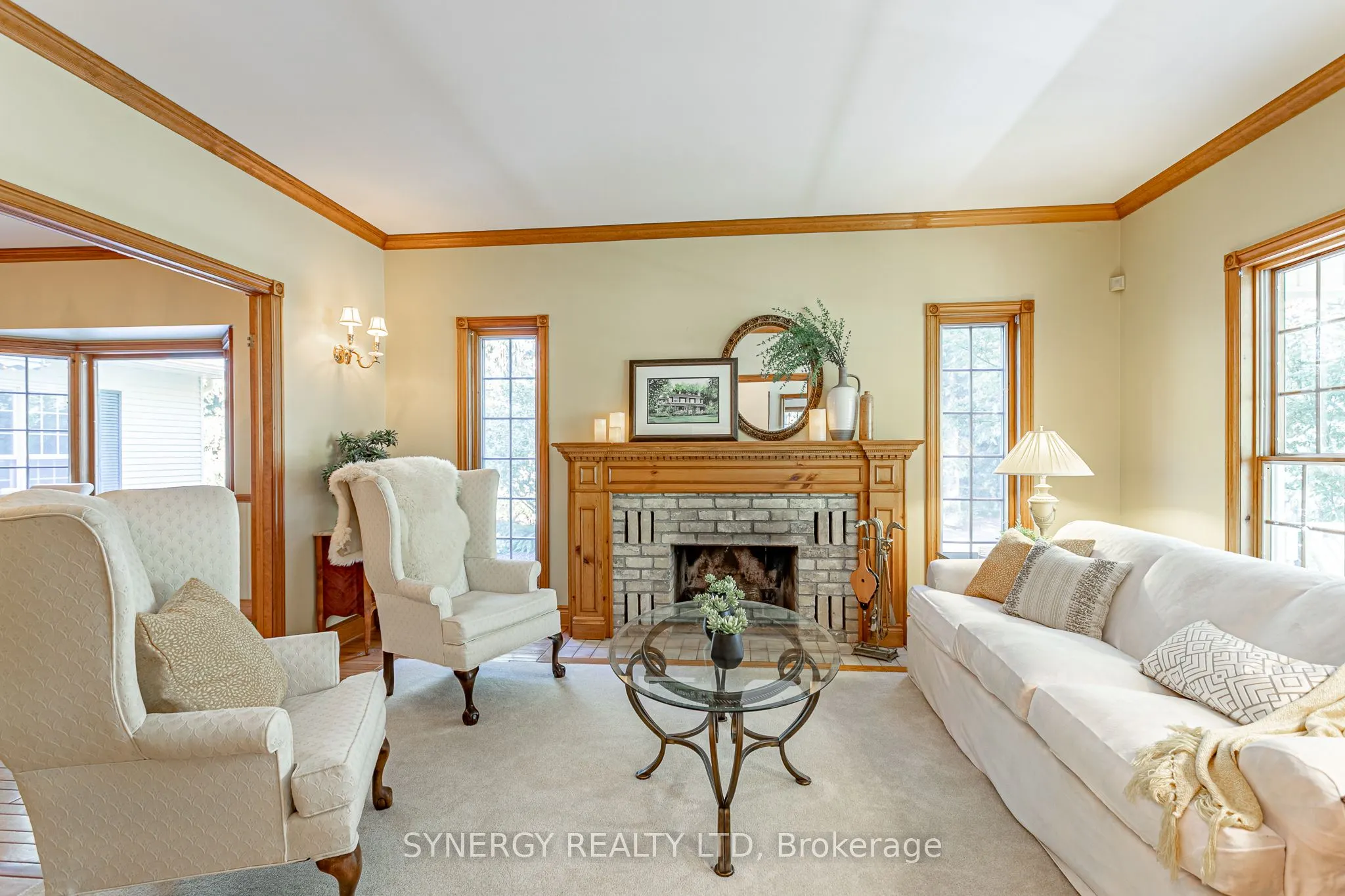 1 lansdowne park Crescent