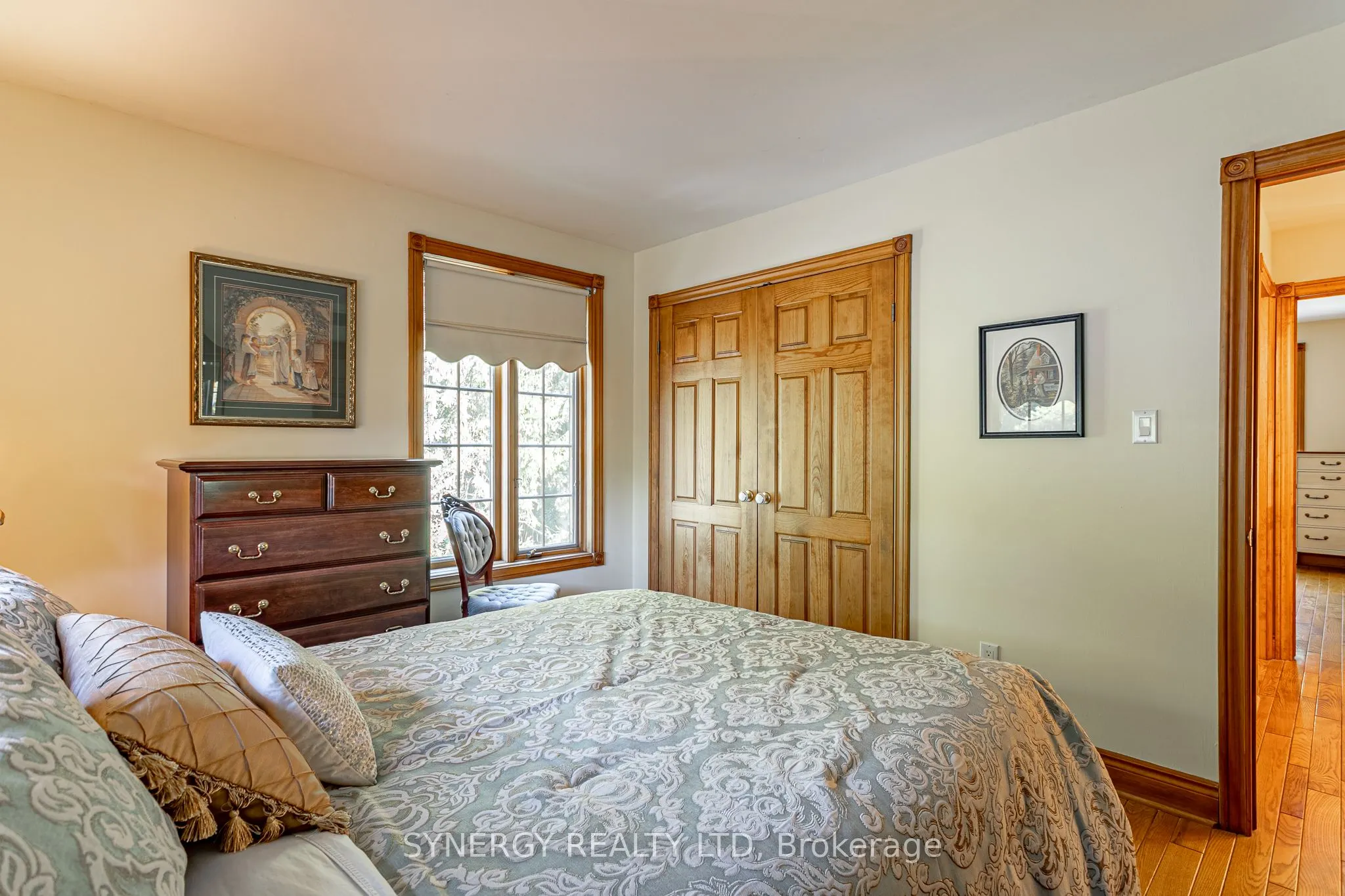 1 lansdowne park Crescent
