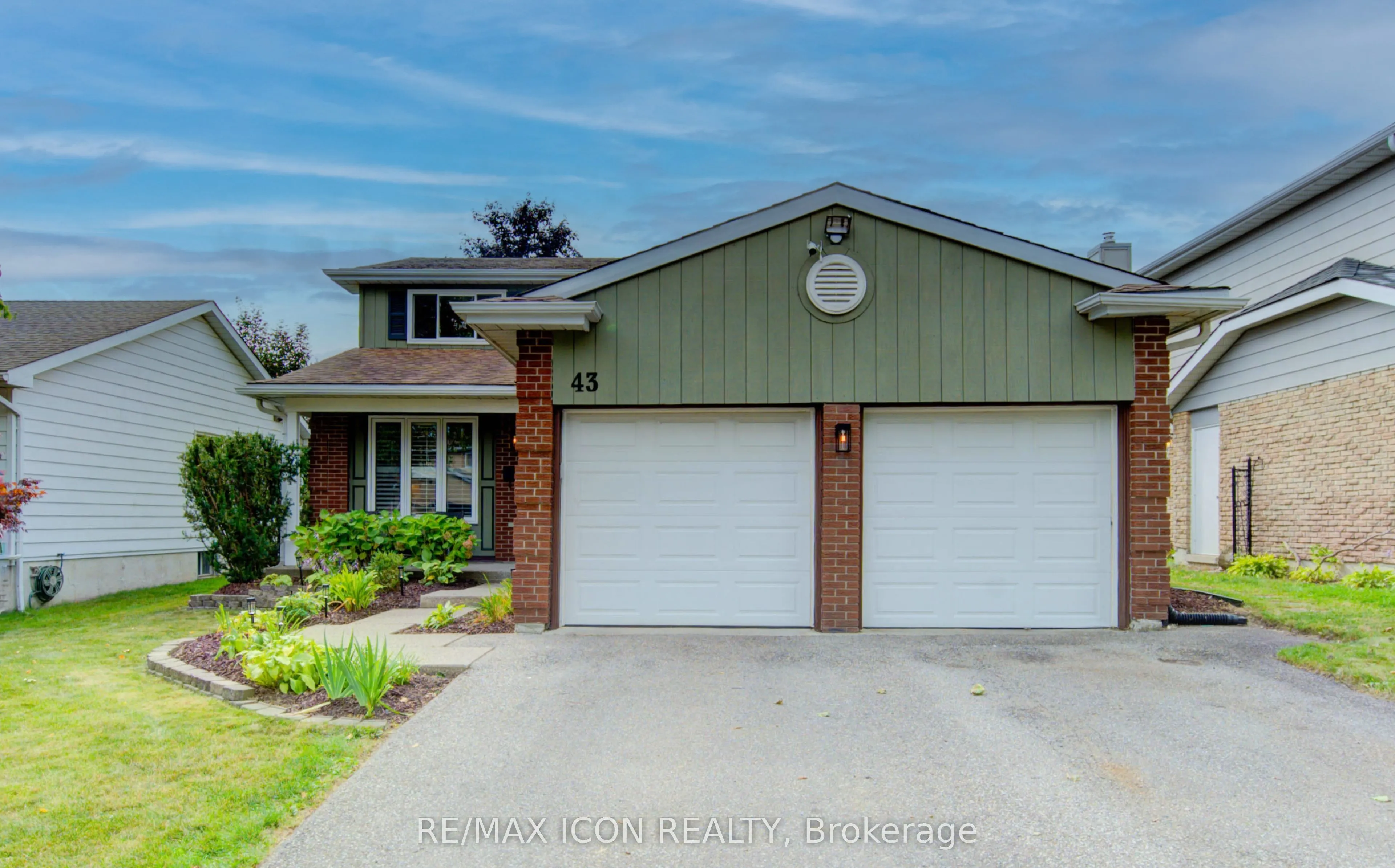 43 Winding Way