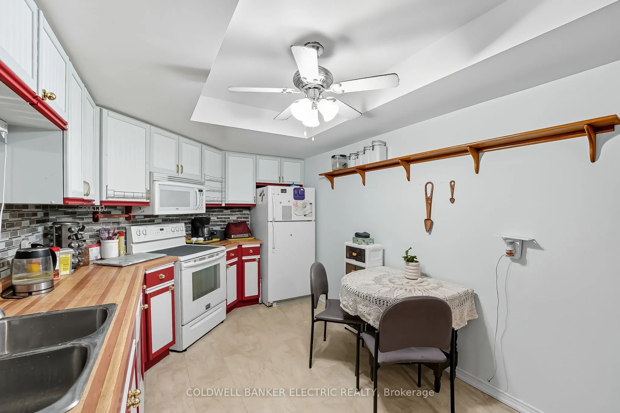 1 Heritage Way, #301
