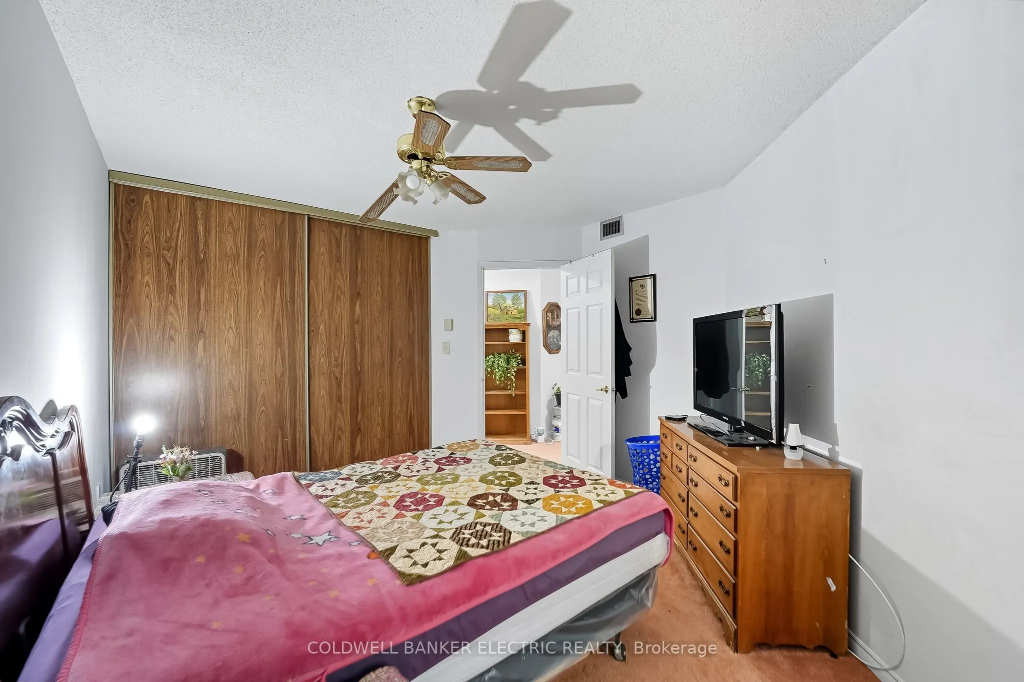1 Heritage Way, #301