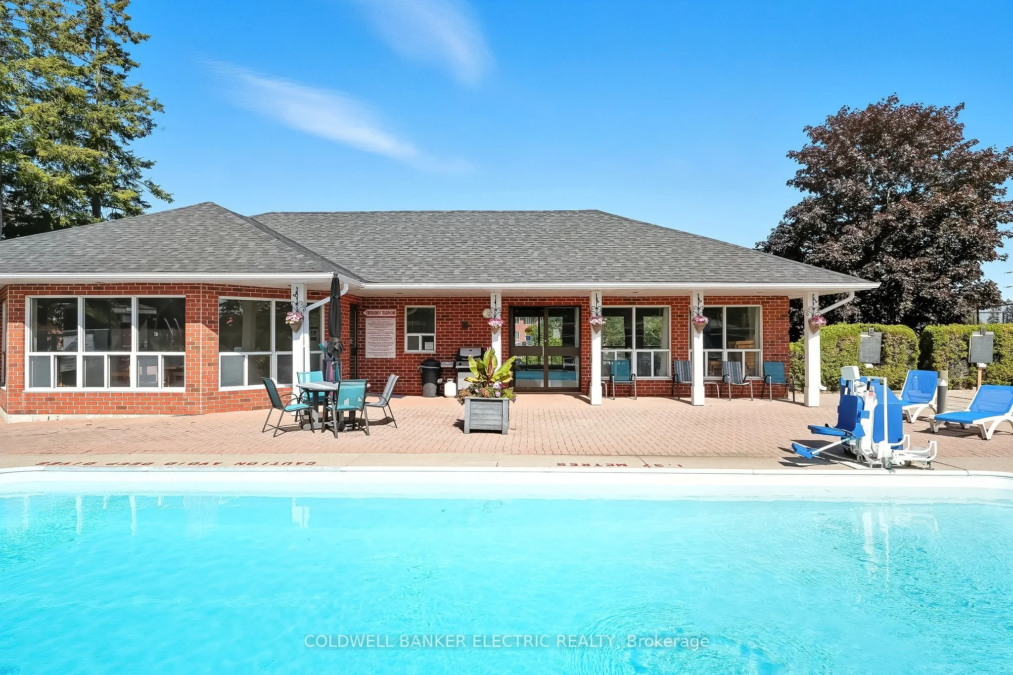 1 Heritage Way, #301