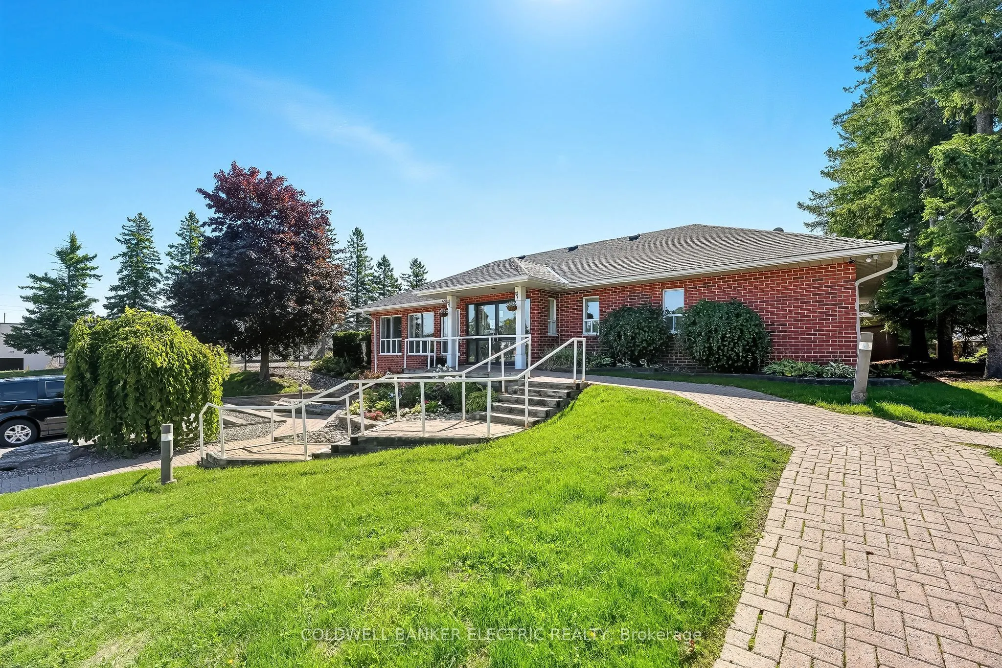 1 Heritage Way, #301
