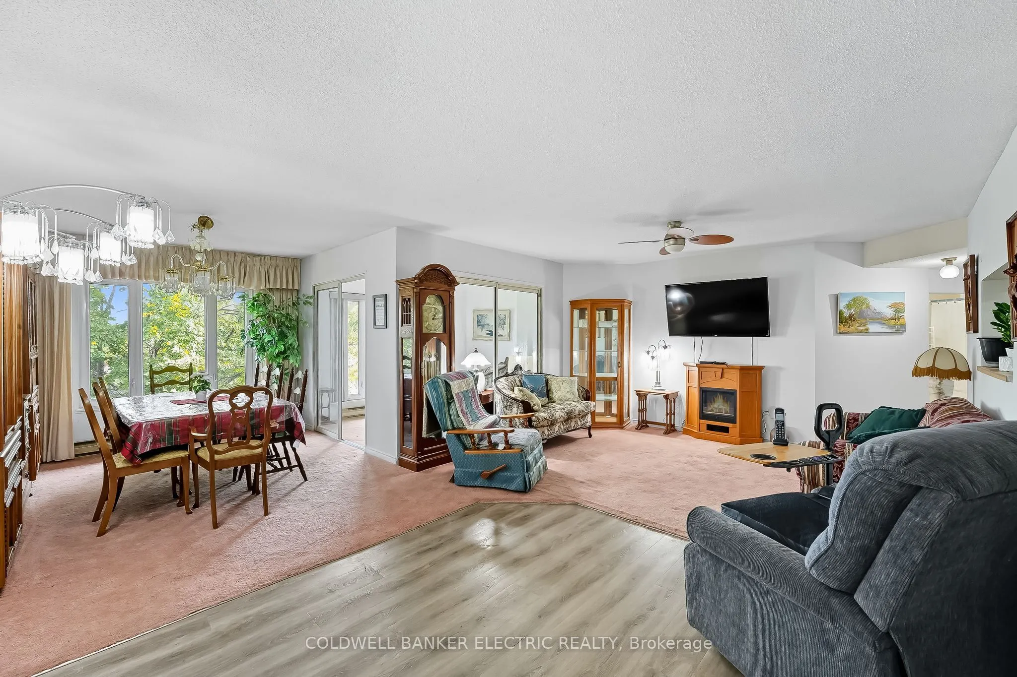 1 Heritage Way, #301