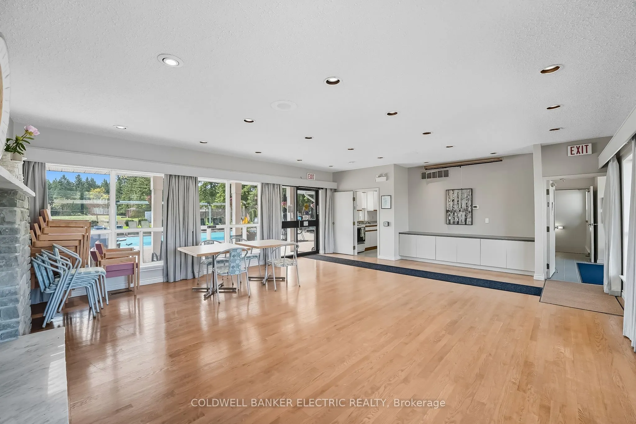 1 Heritage Way, #301