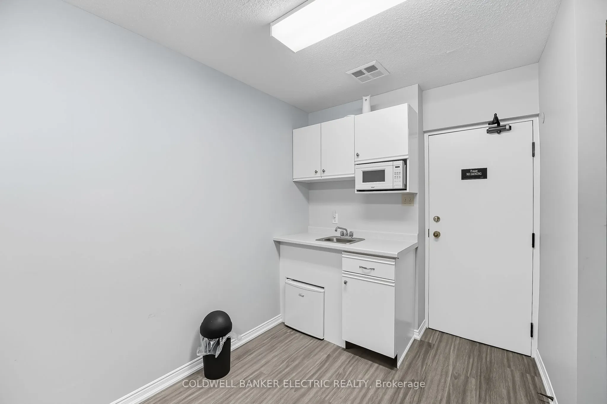 1 Heritage Way, #301