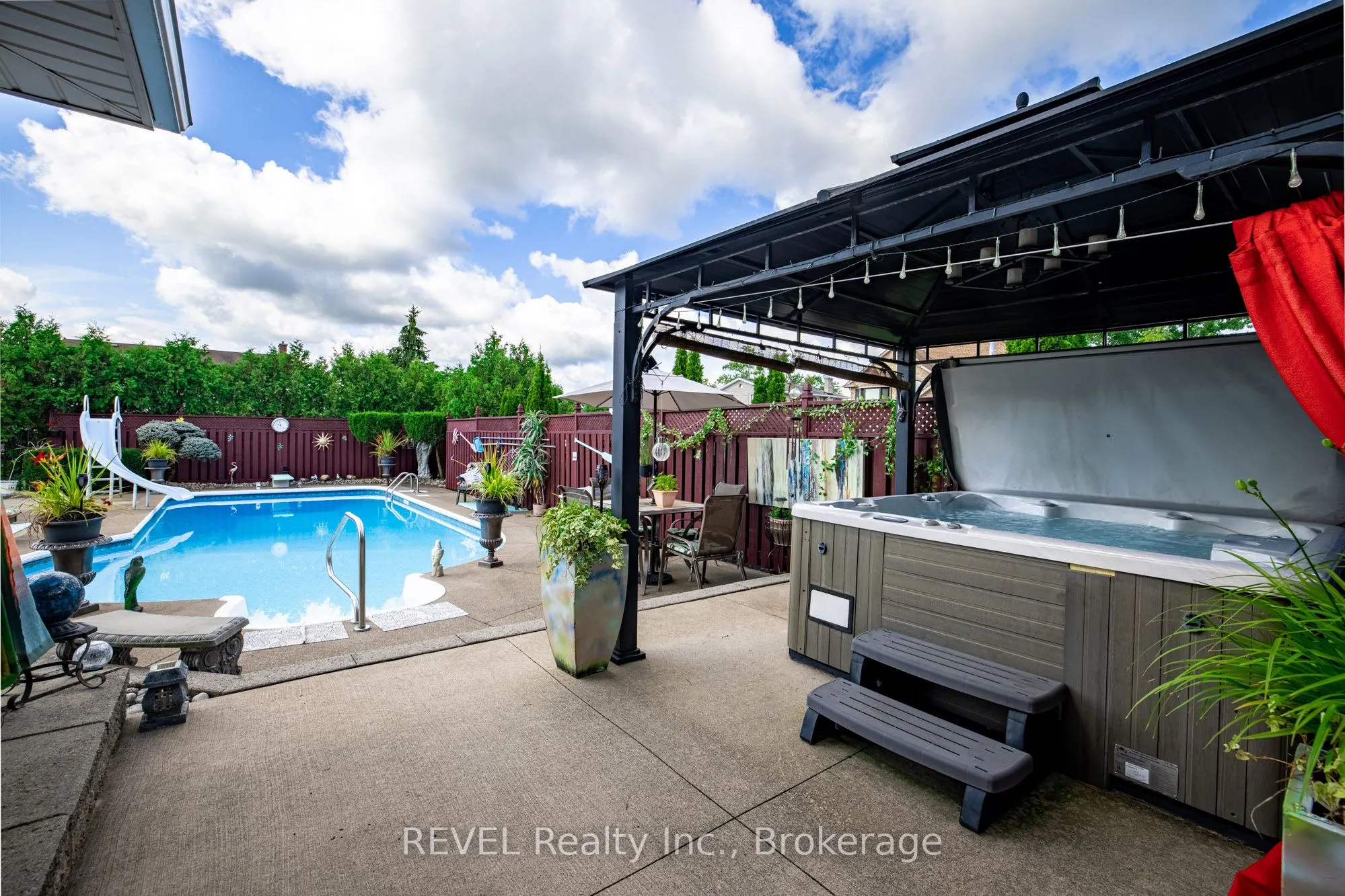 23 Green Meadow Crescent