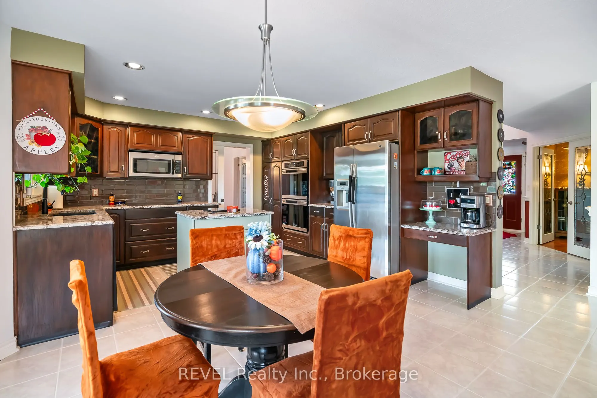 23 Green Meadow Crescent