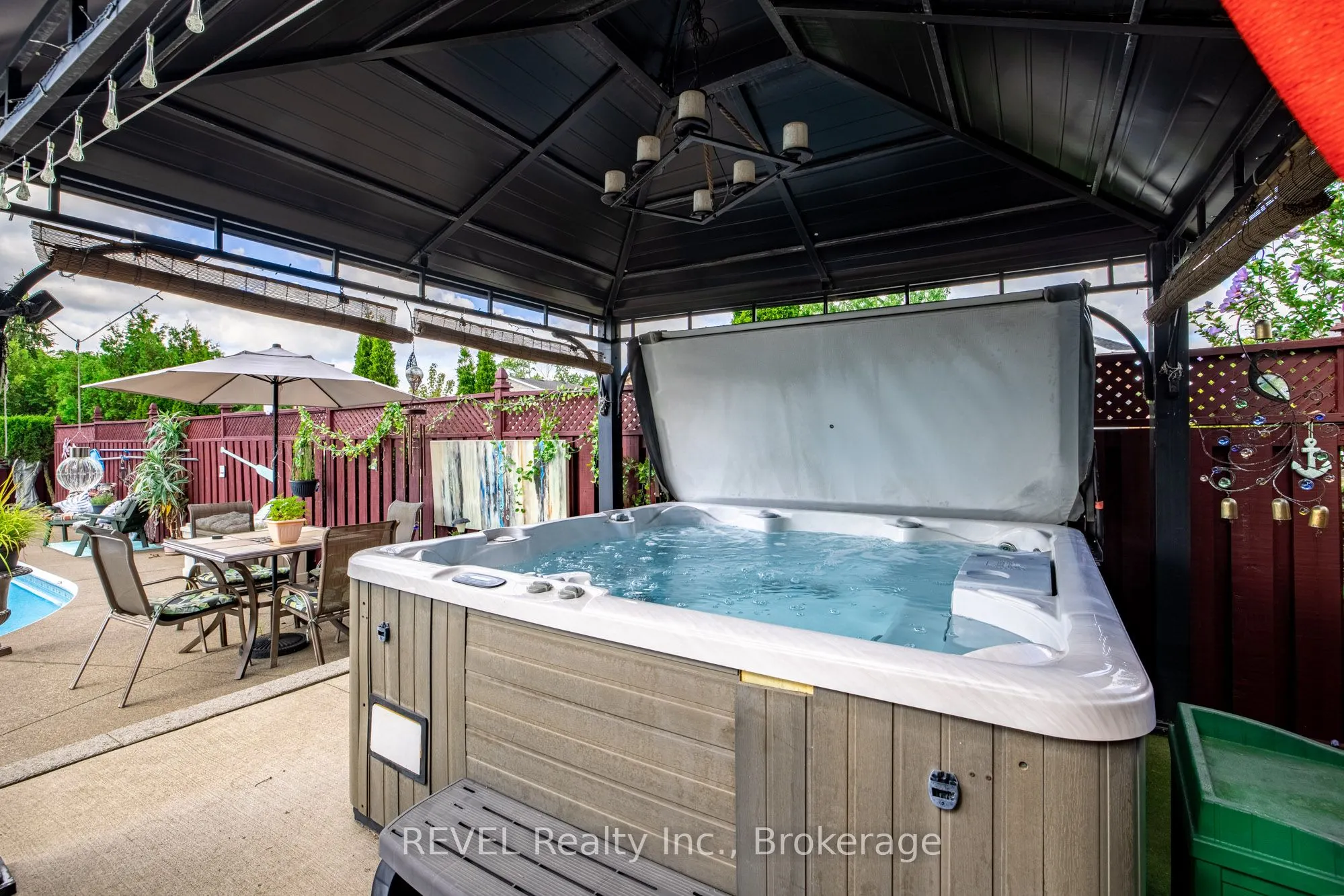 23 Green Meadow Crescent