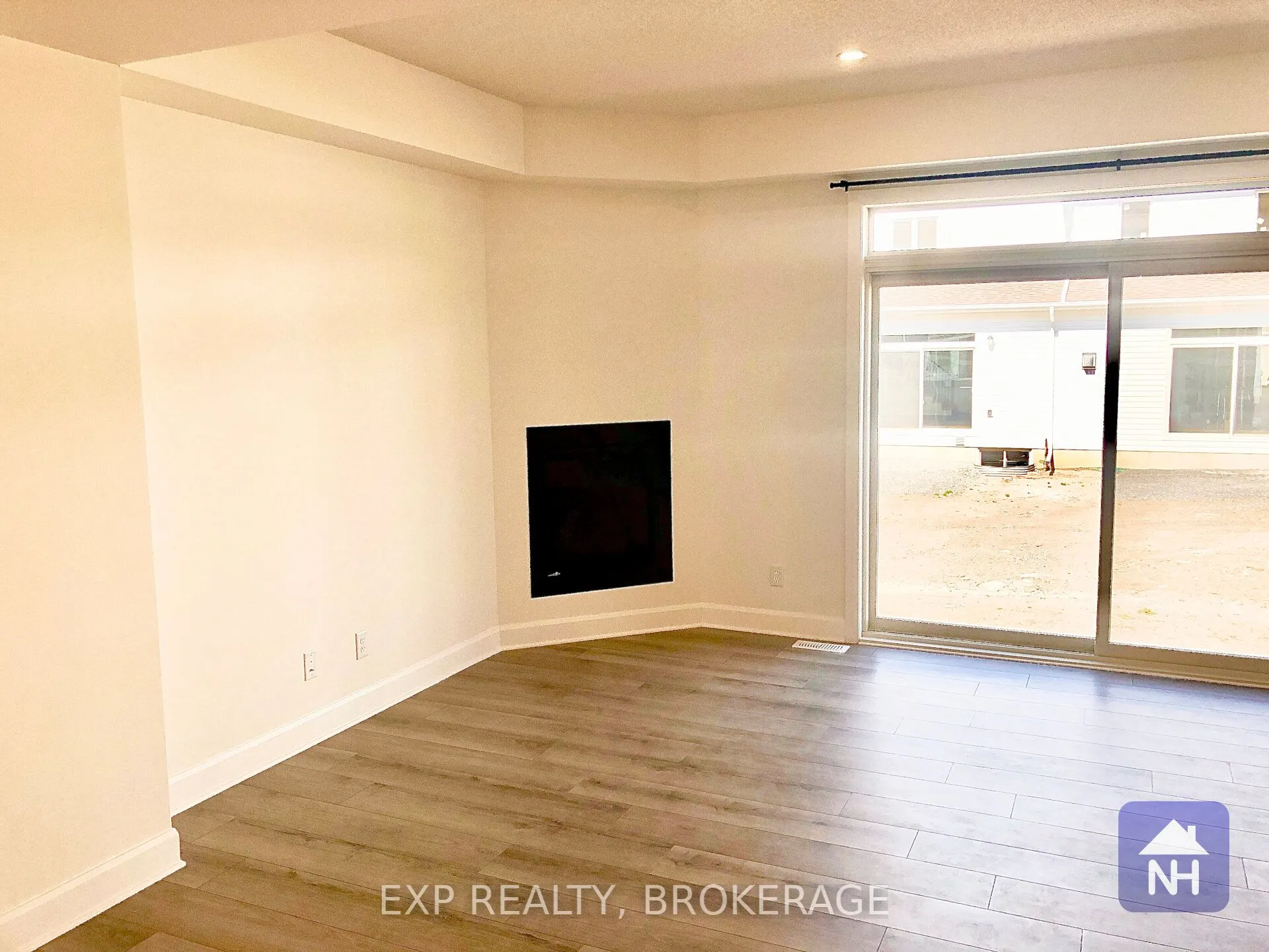 1425 SUMMER Street