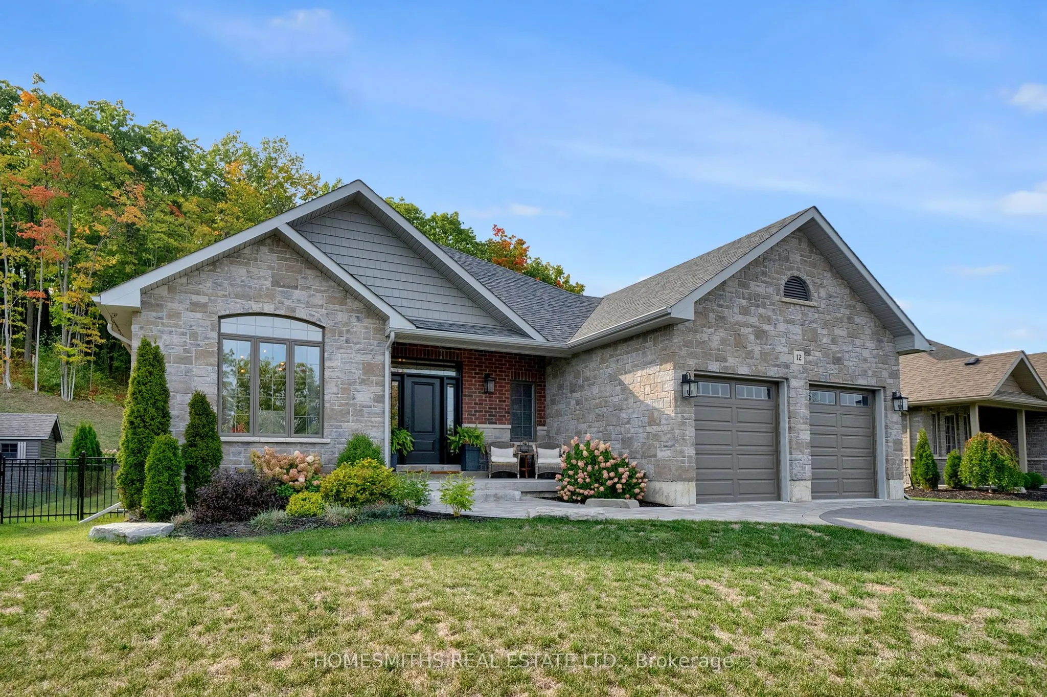 12 Riverside Trail