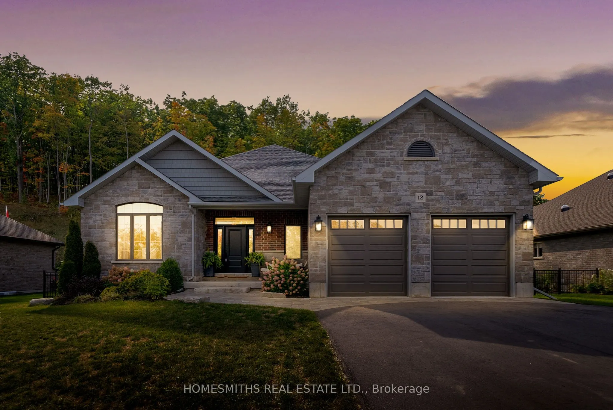 12 Riverside Trail