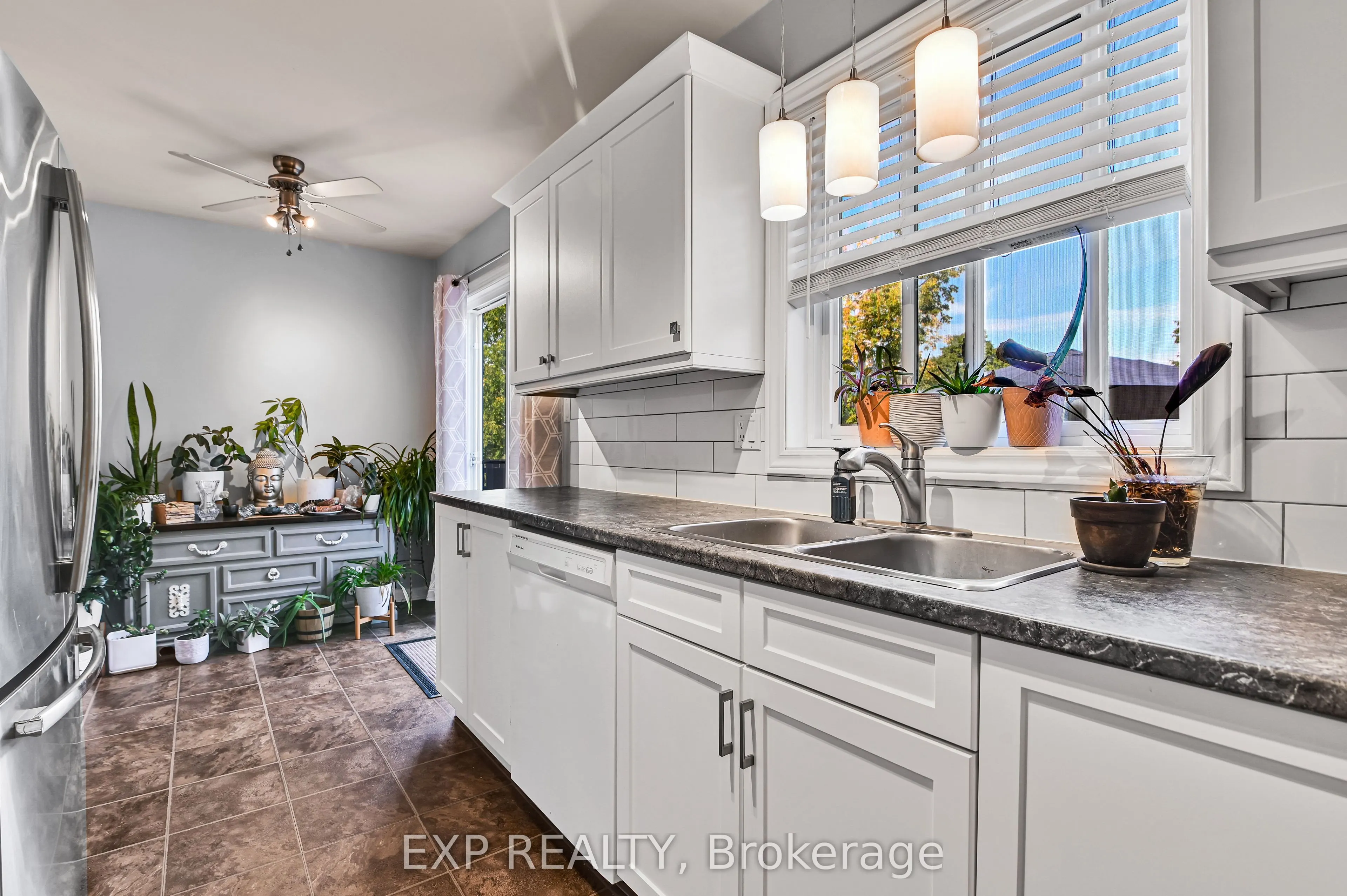1962 Greenvale Lane, #44