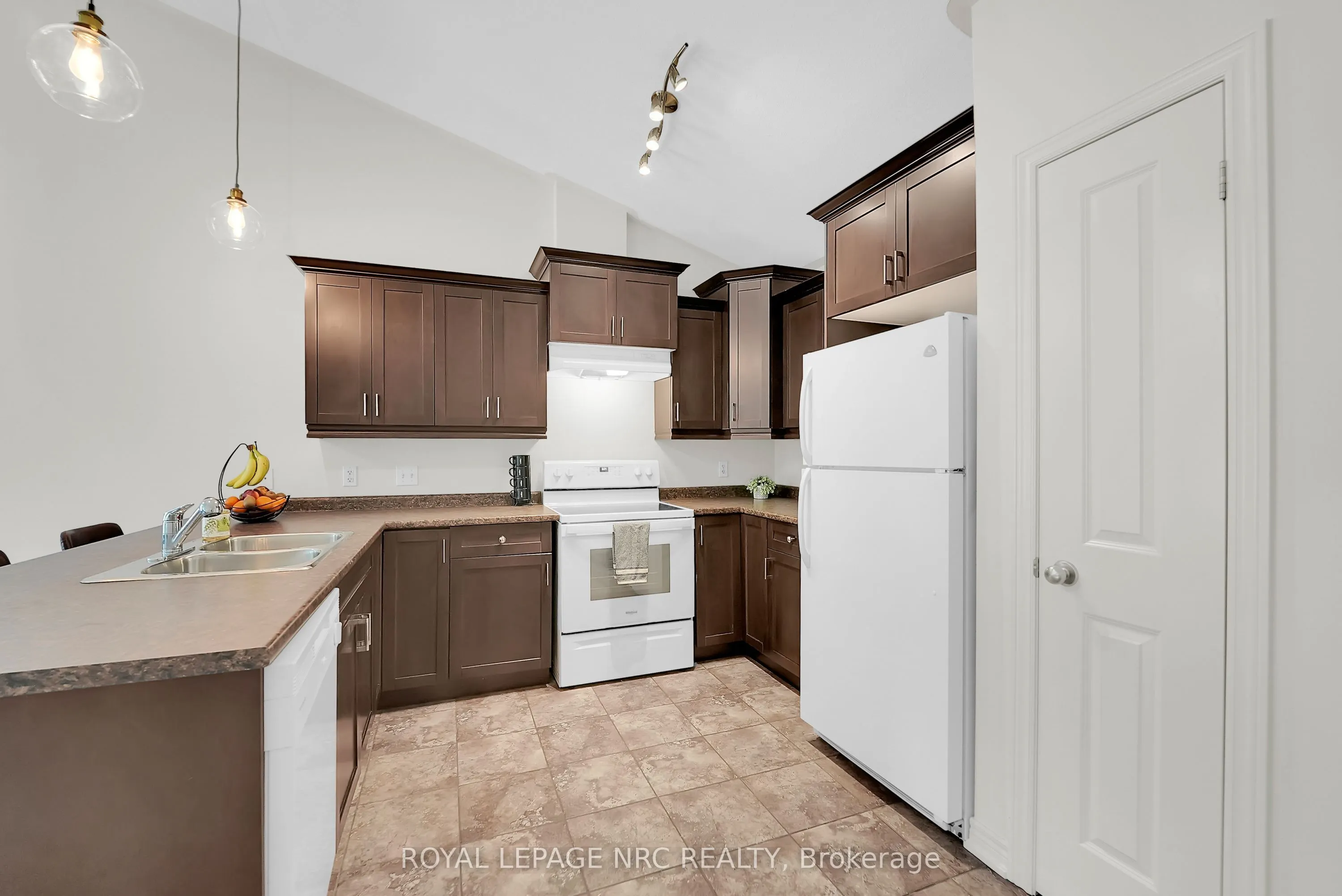 3879 Lower Coach Road