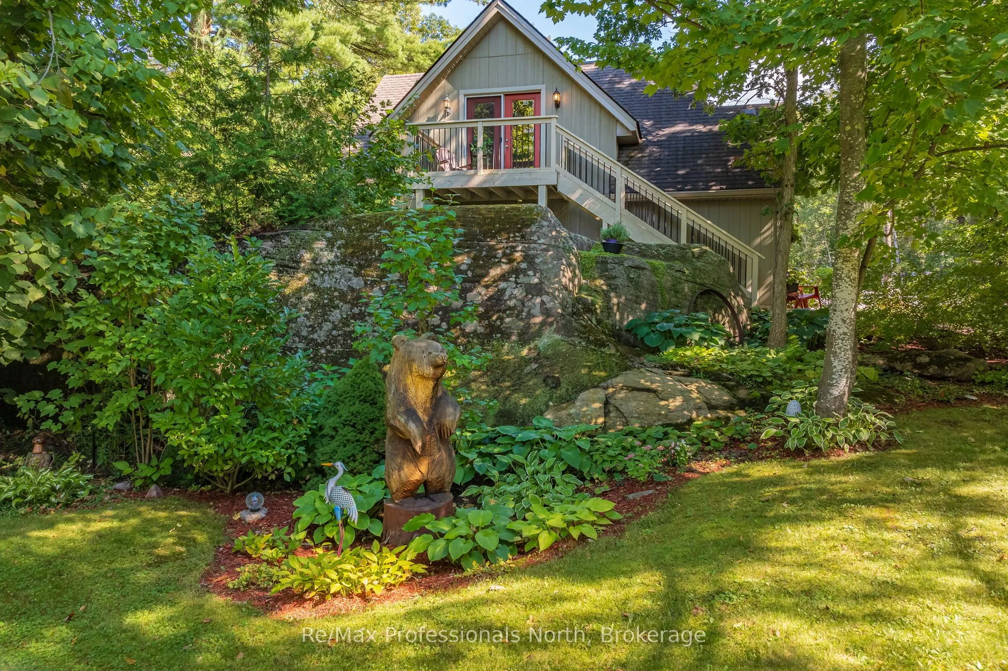 1005 Laidlaw Avenue