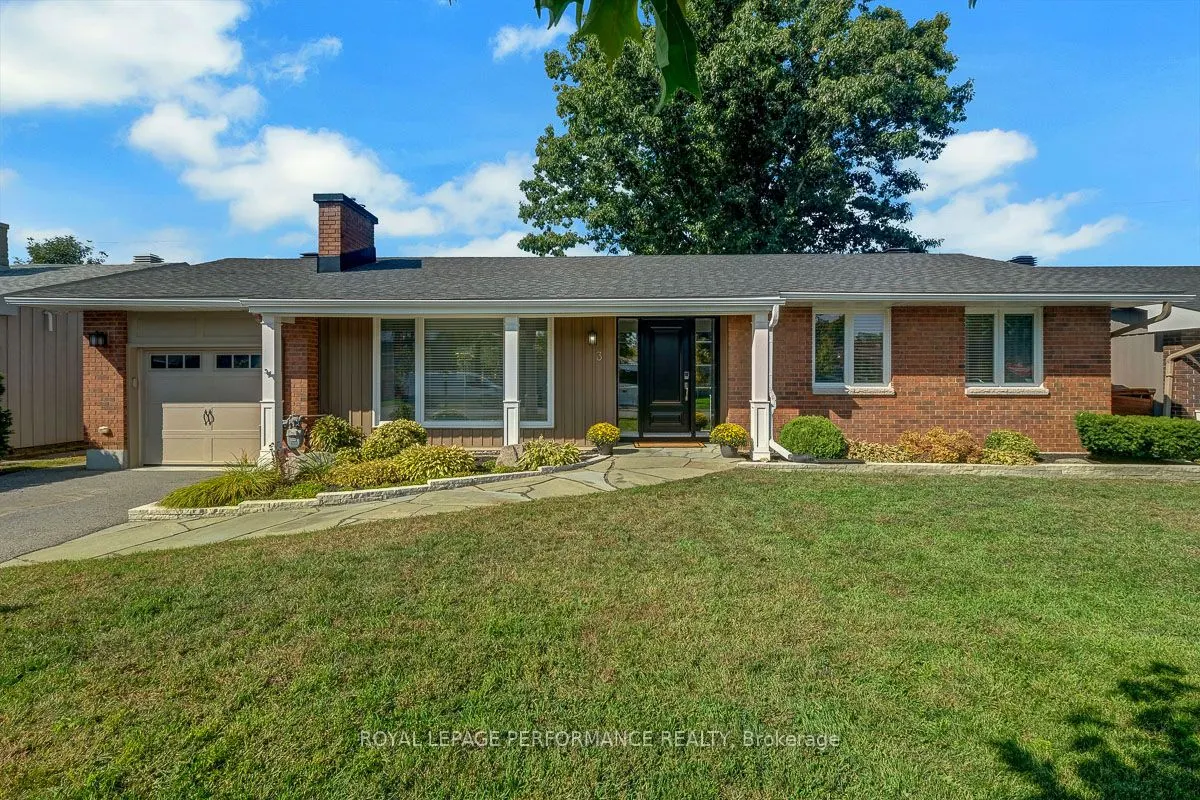 3 Parkland Crescent