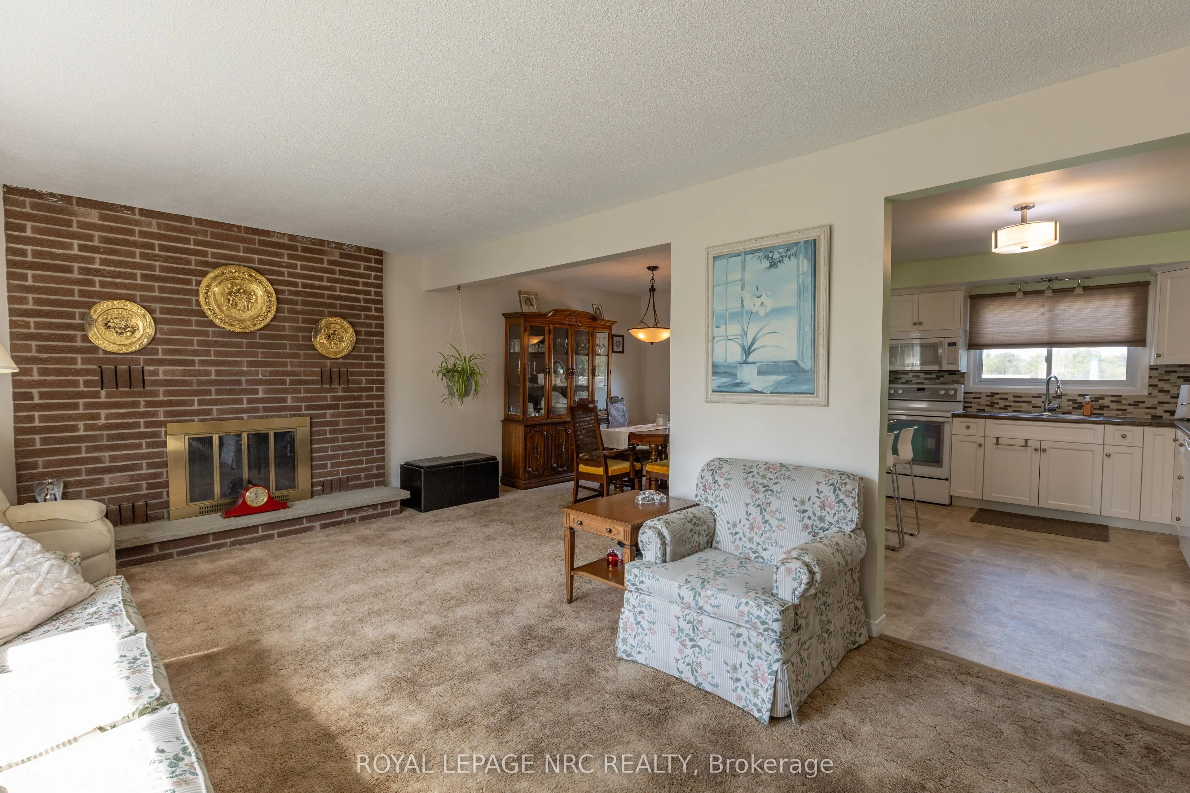 41 Third Avenue