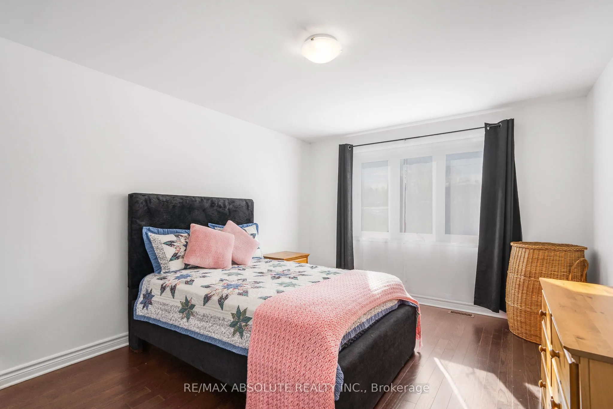 625 Robert Street