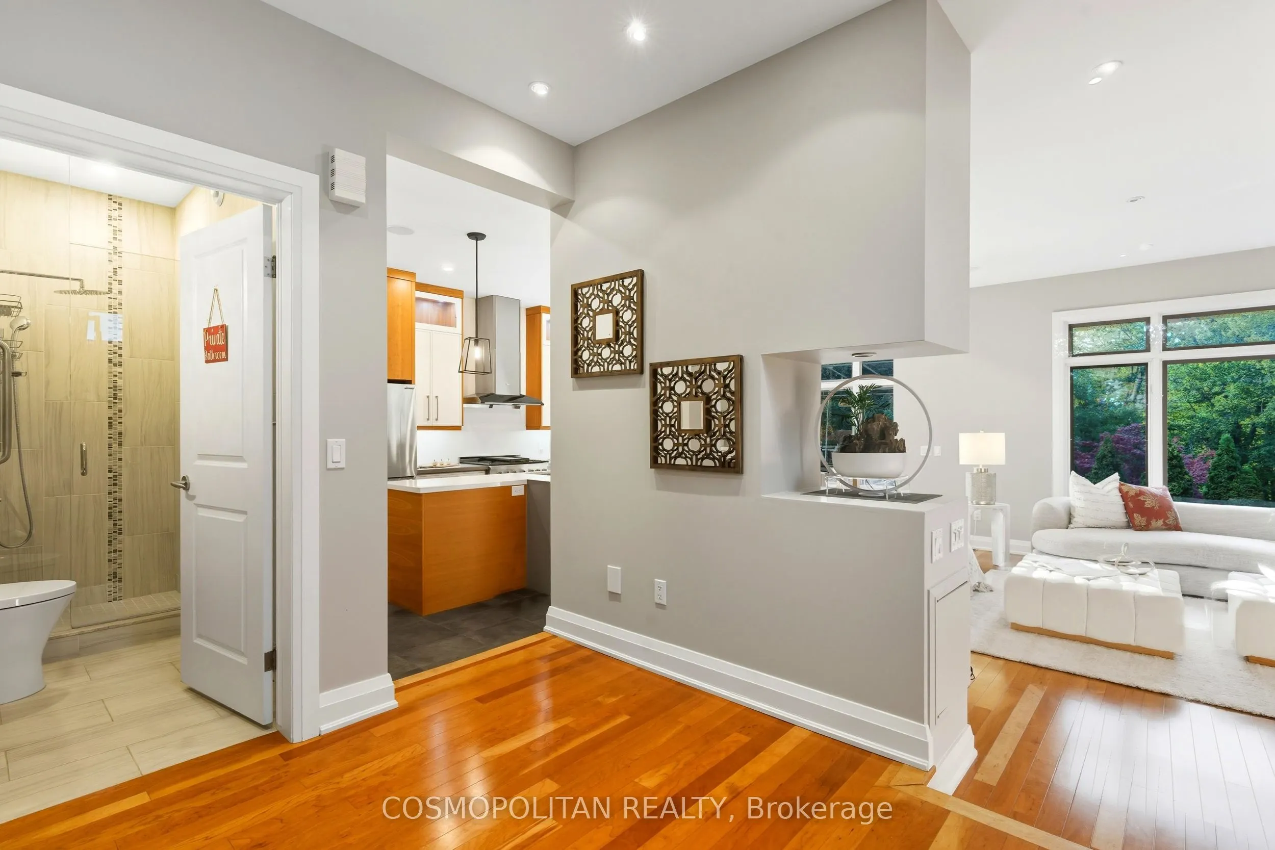 5 BROOKLYN Court