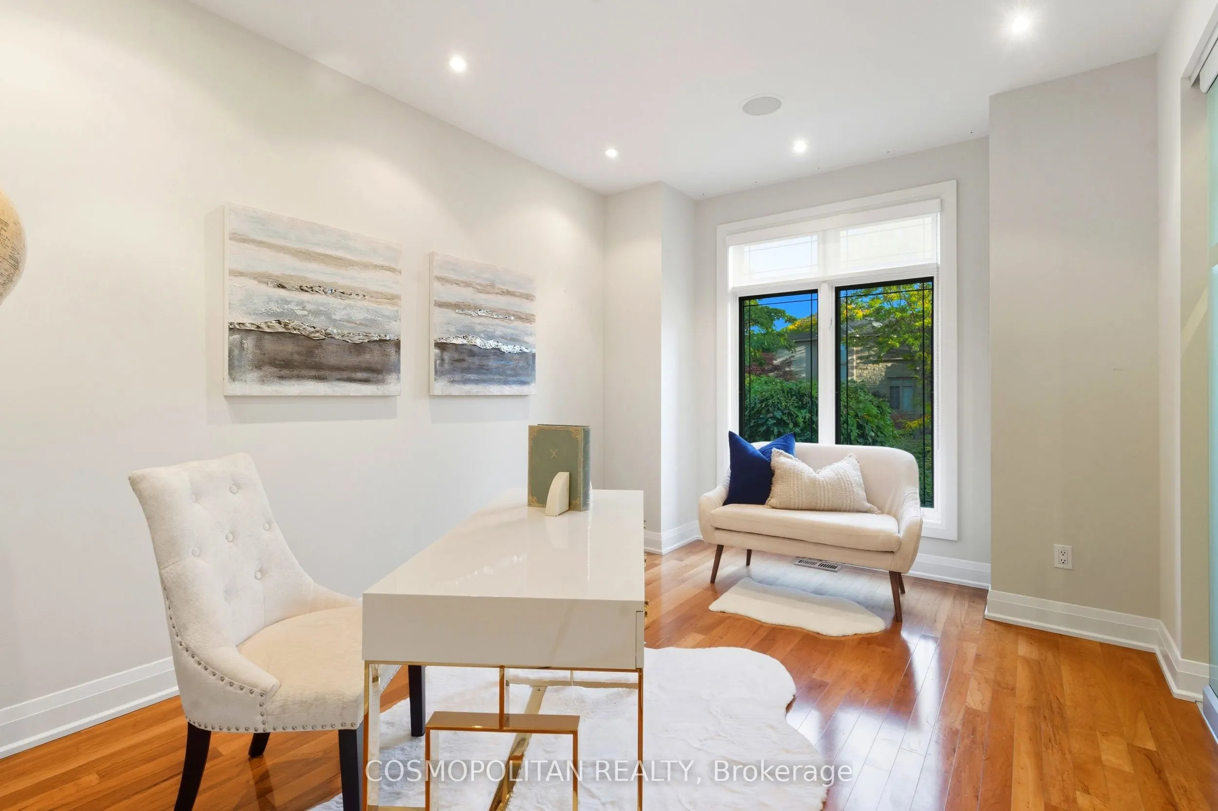 5 BROOKLYN Court