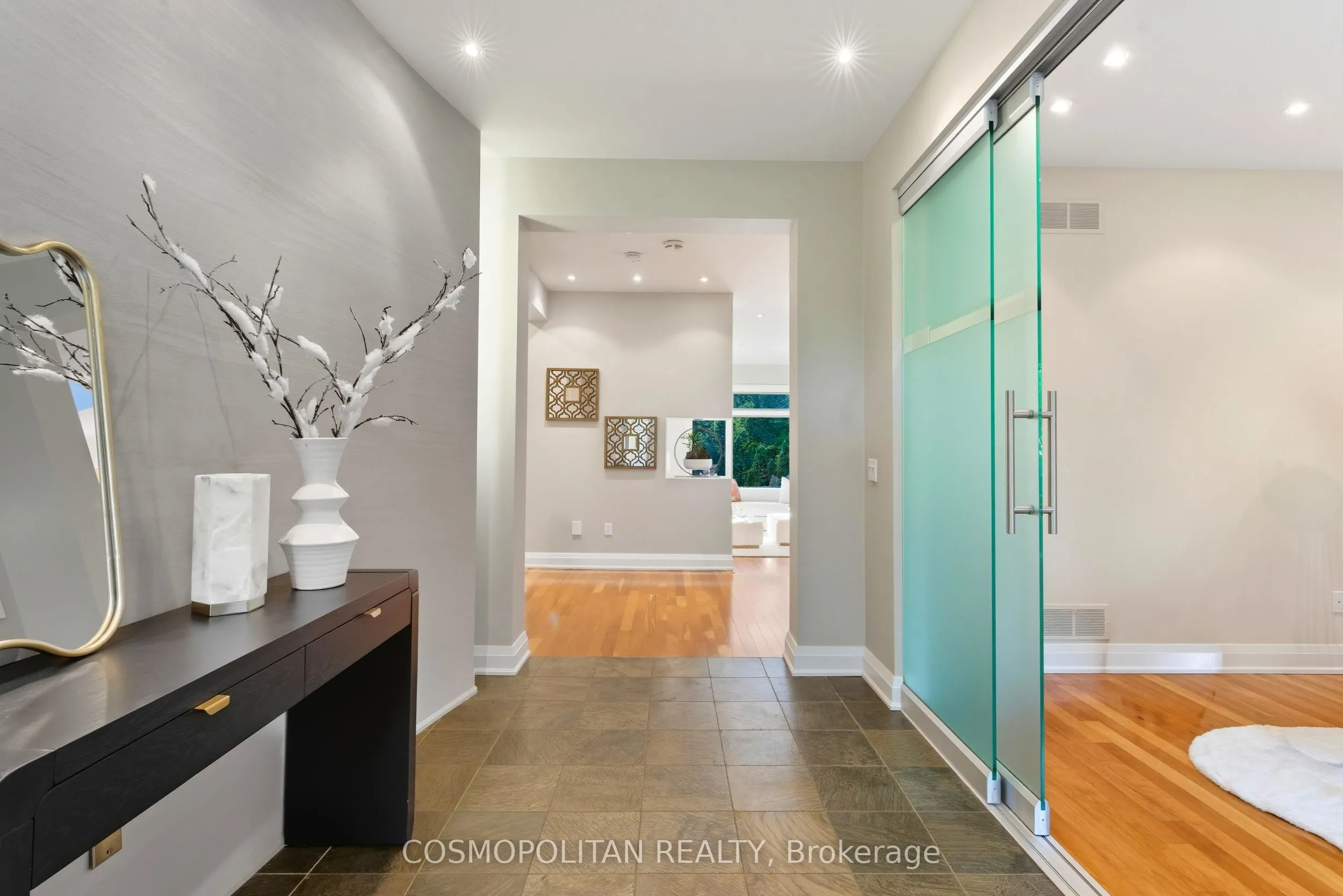 5 BROOKLYN Court
