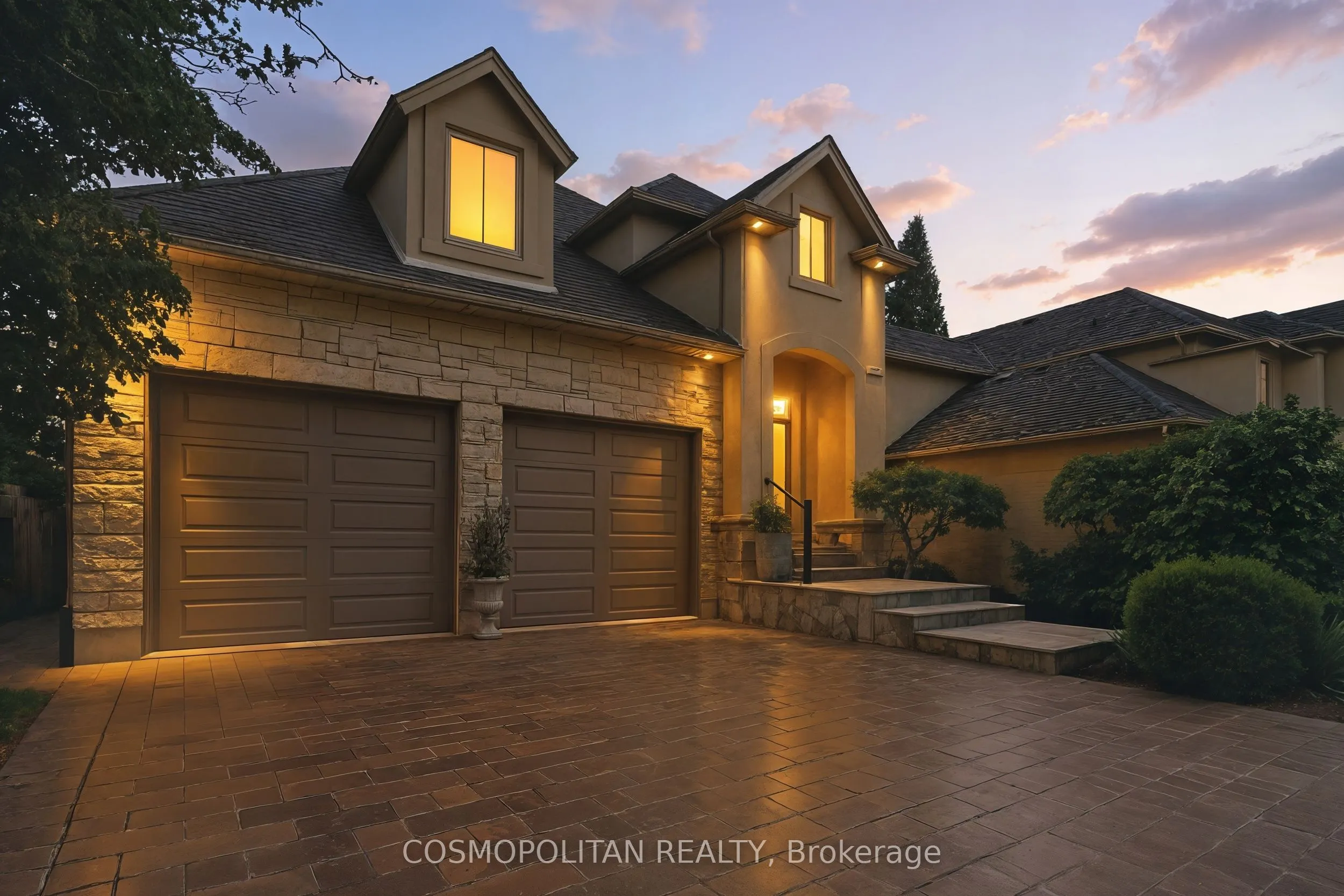 5 BROOKLYN Court