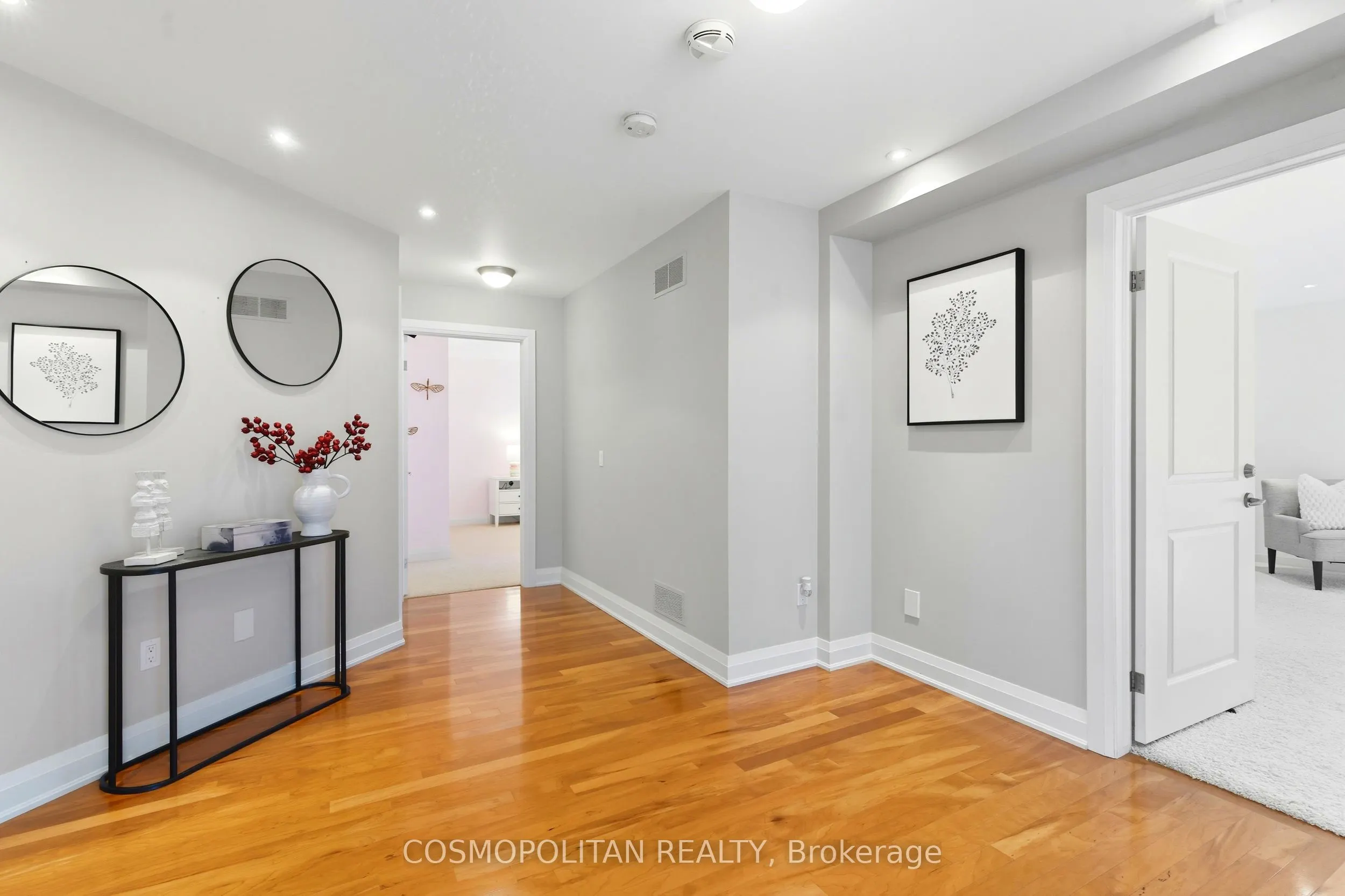 5 BROOKLYN Court