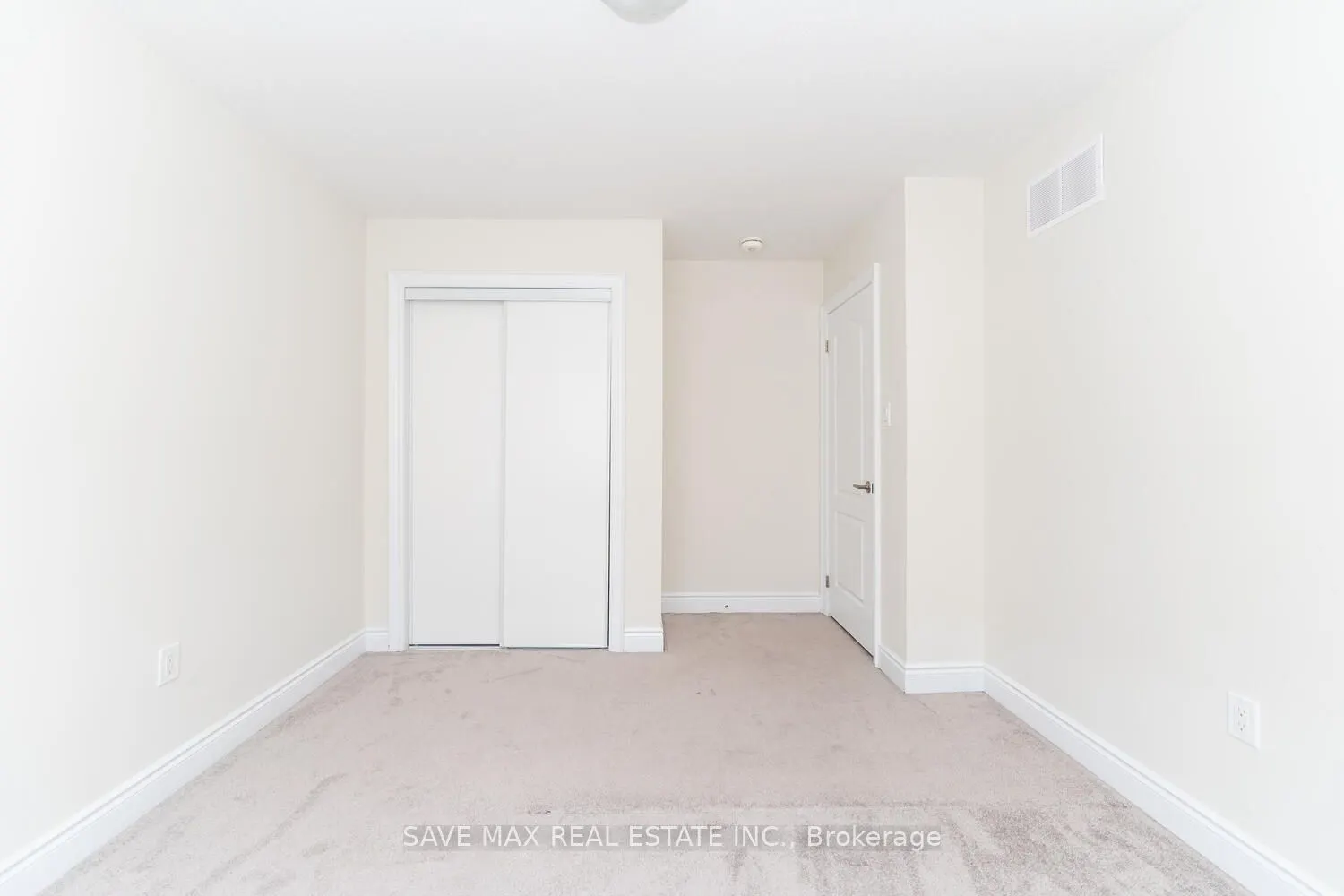 6 Amos Avenue