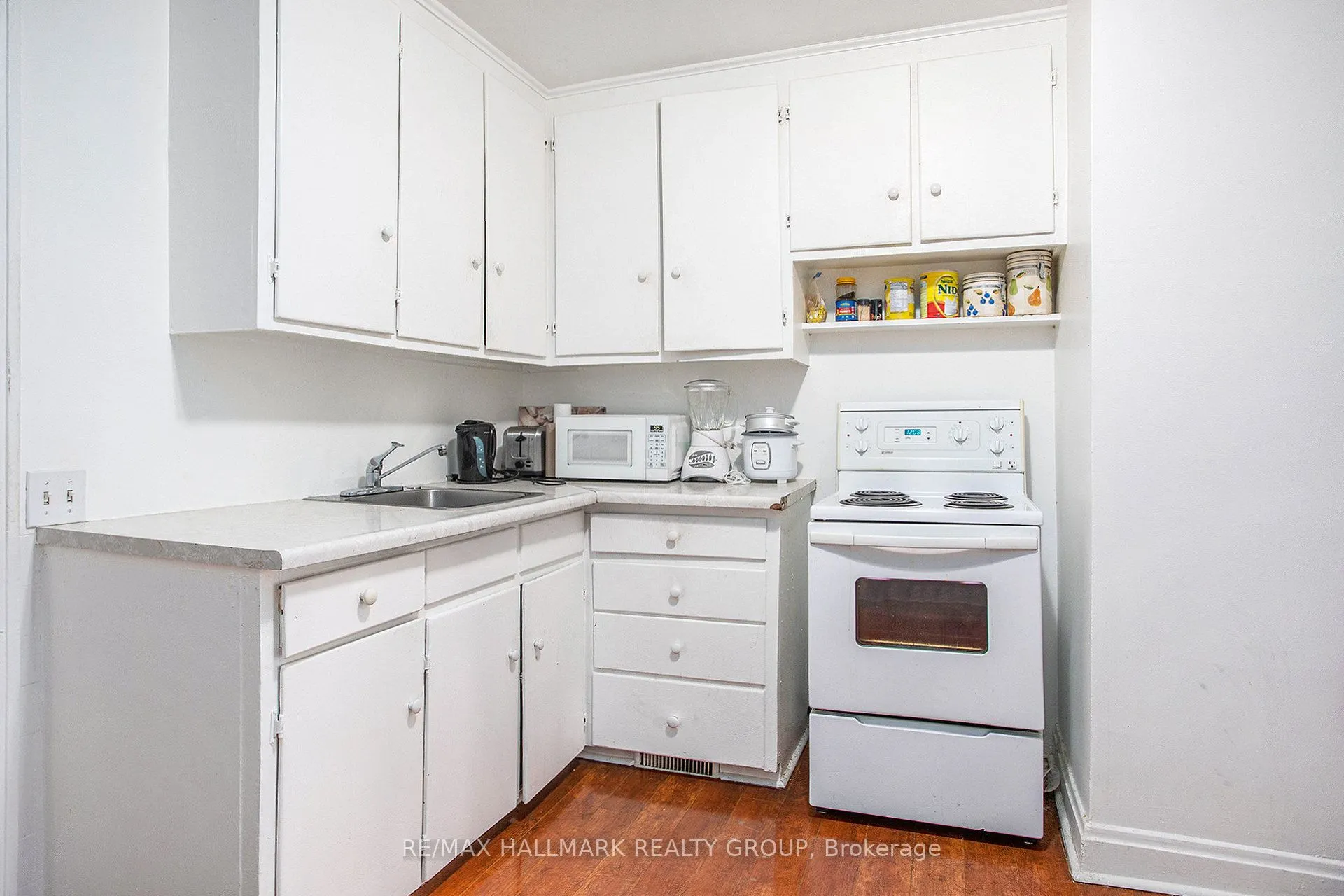 374-378 Montfort Street