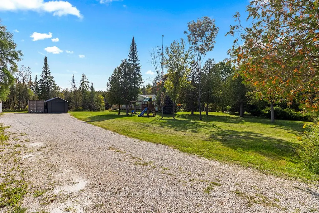 282848 Normanby-Bentinck Townline
