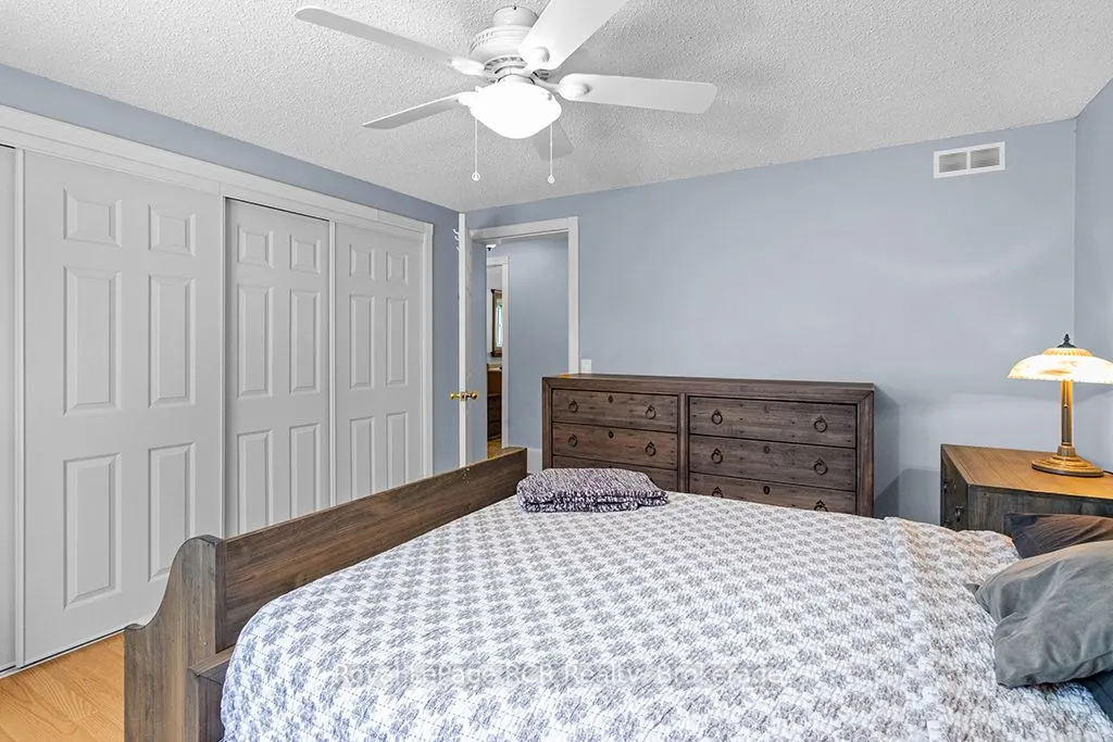 282848 Normanby-Bentinck Townline