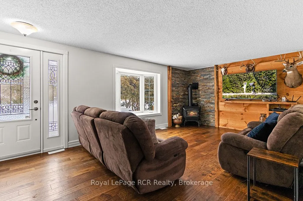 282848 Normanby-Bentinck Townline