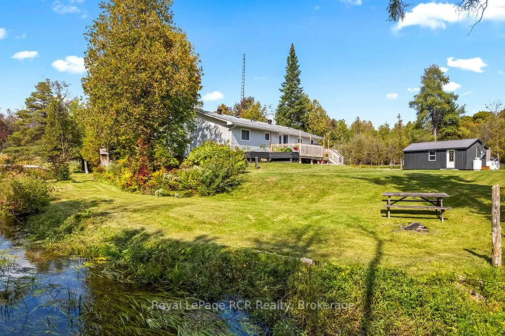282848 Normanby-Bentinck Townline