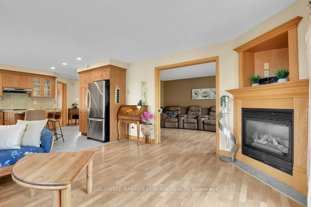 11229 Lakeshore Drive