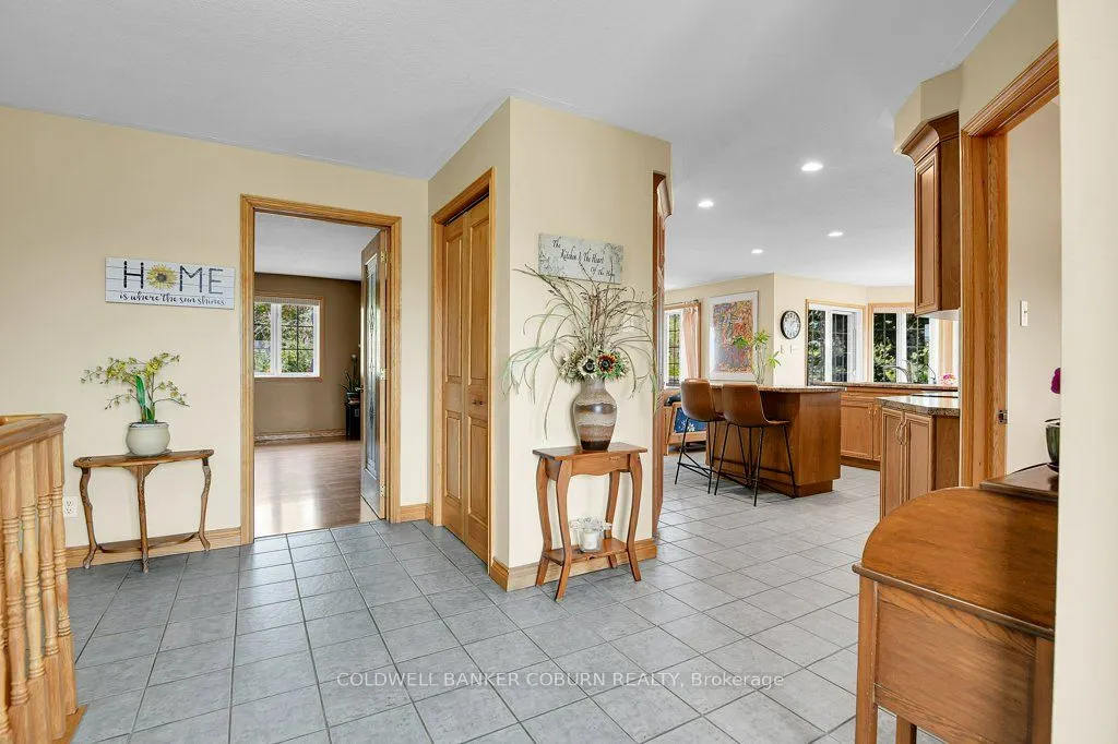 11229 Lakeshore Drive