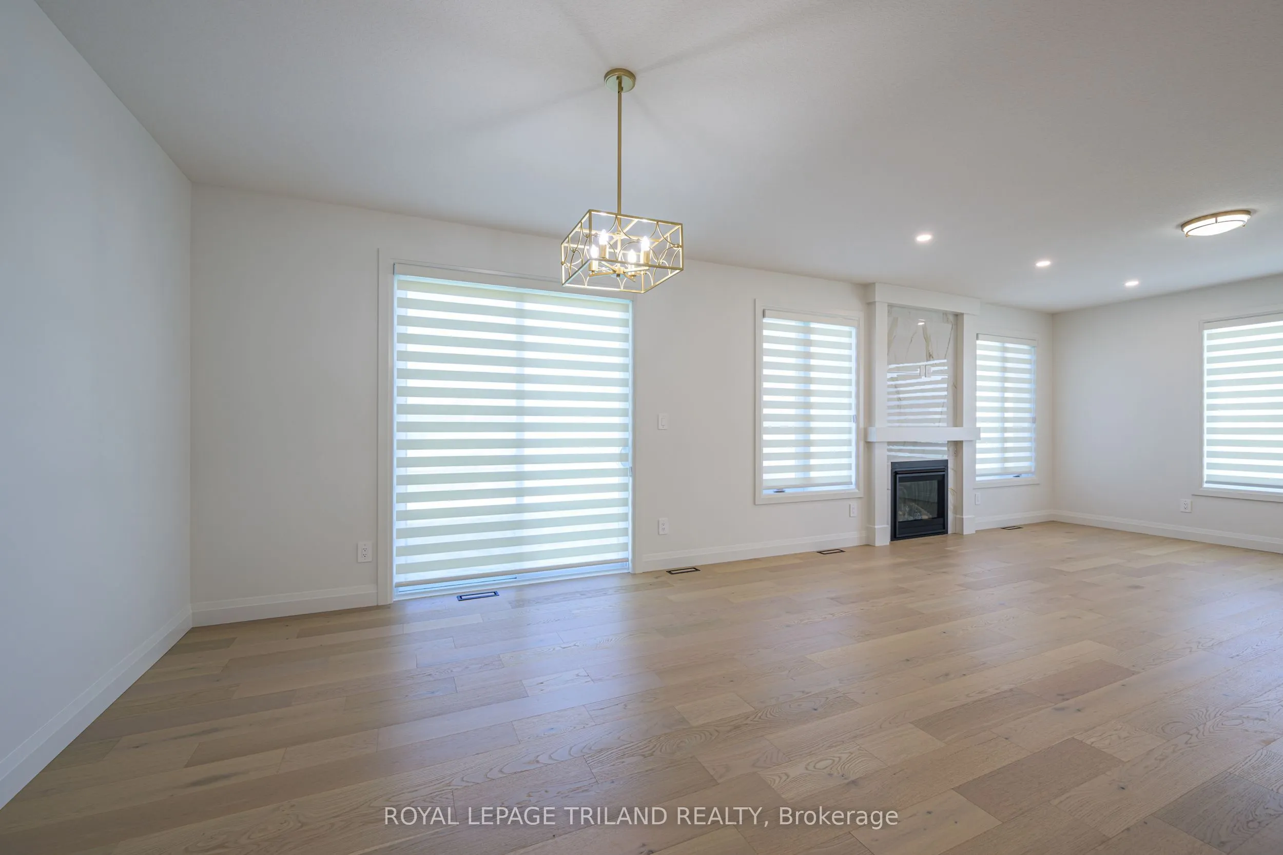 3741 Somerston Crescent