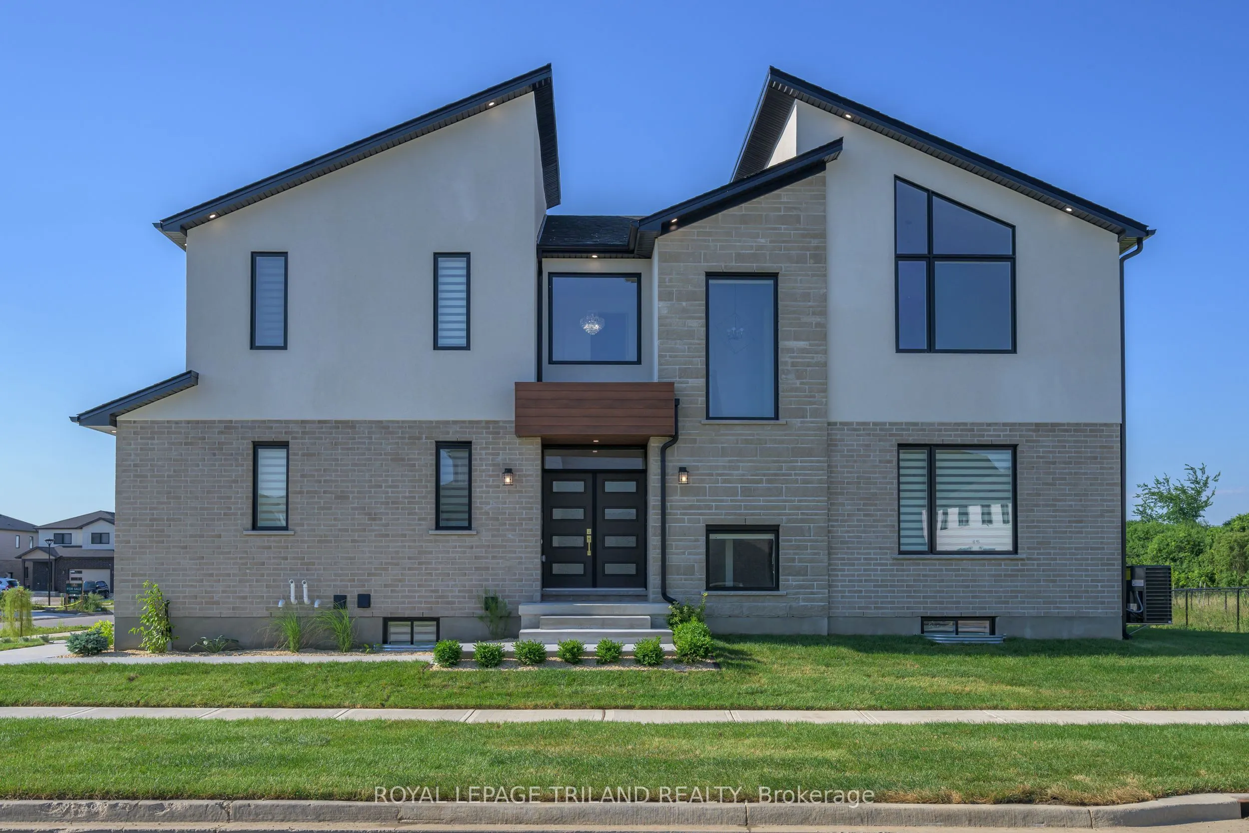 3741 Somerston Crescent