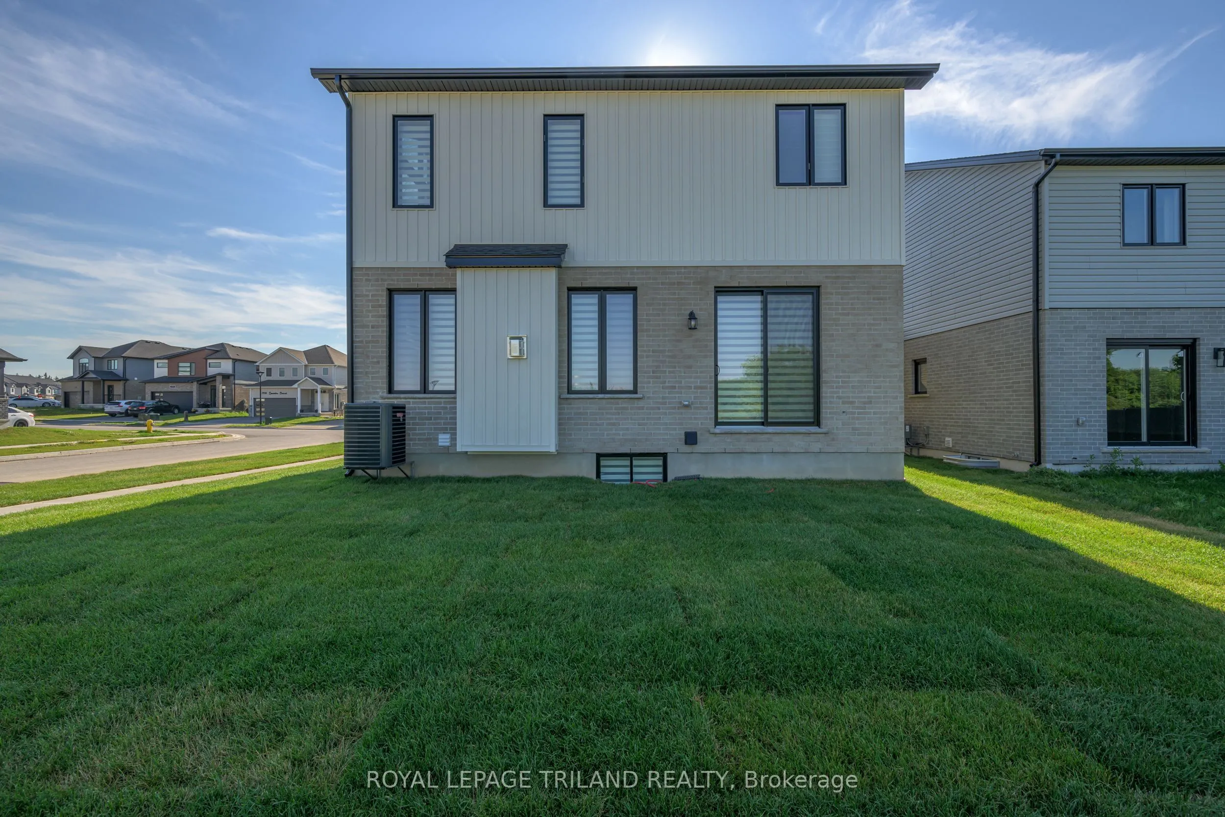 3741 Somerston Crescent