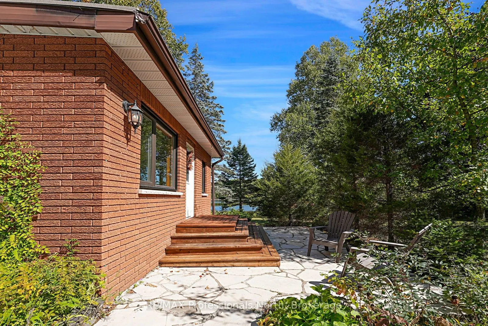 1093 Dark Lake Road