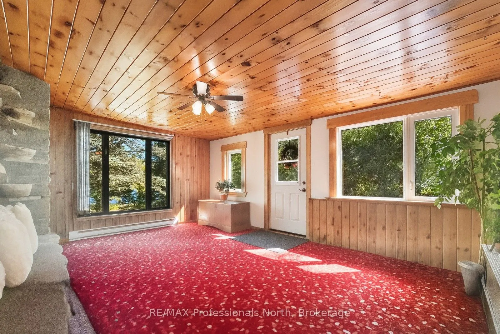 1093 Dark Lake Road