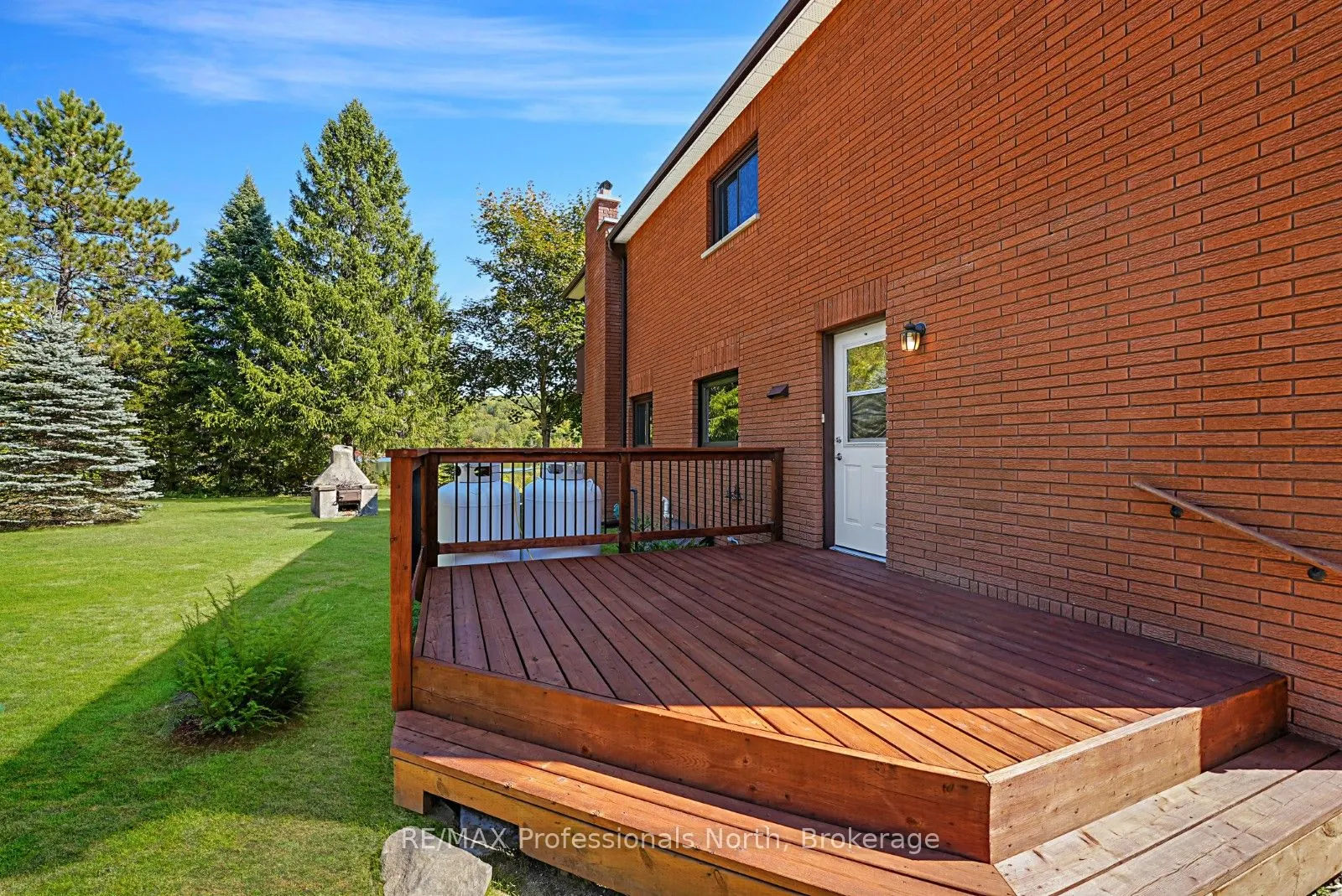 1093 Dark Lake Road