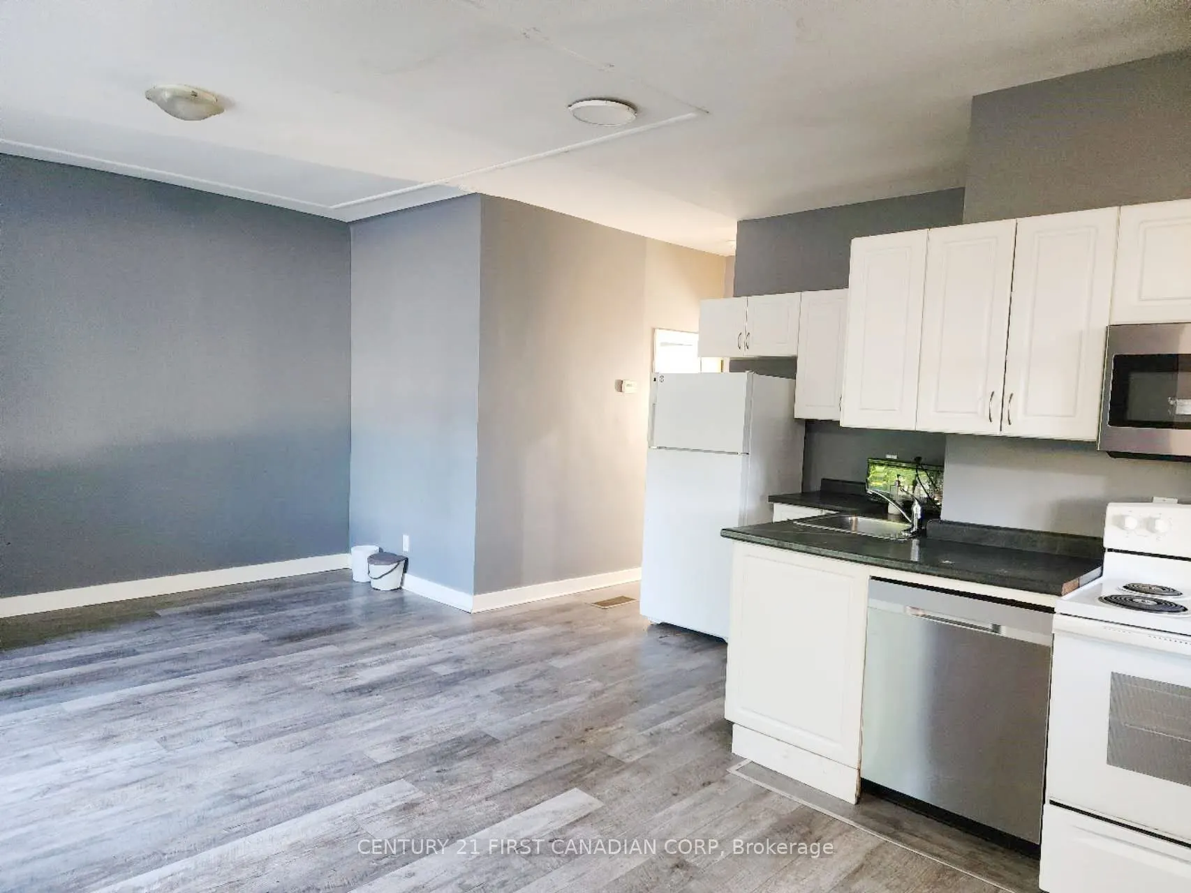 648 Oxford Street E, #Unit1