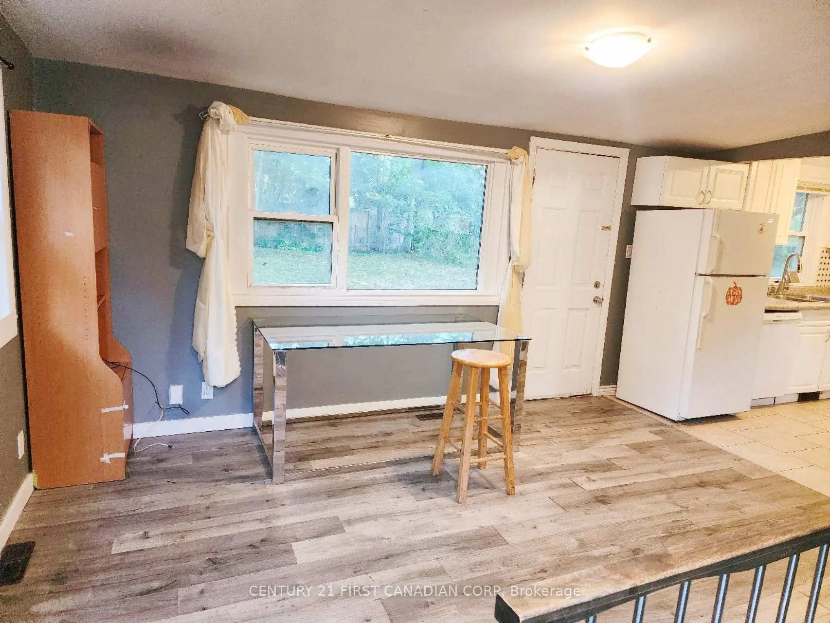 648 Oxford Street E, #Unit2