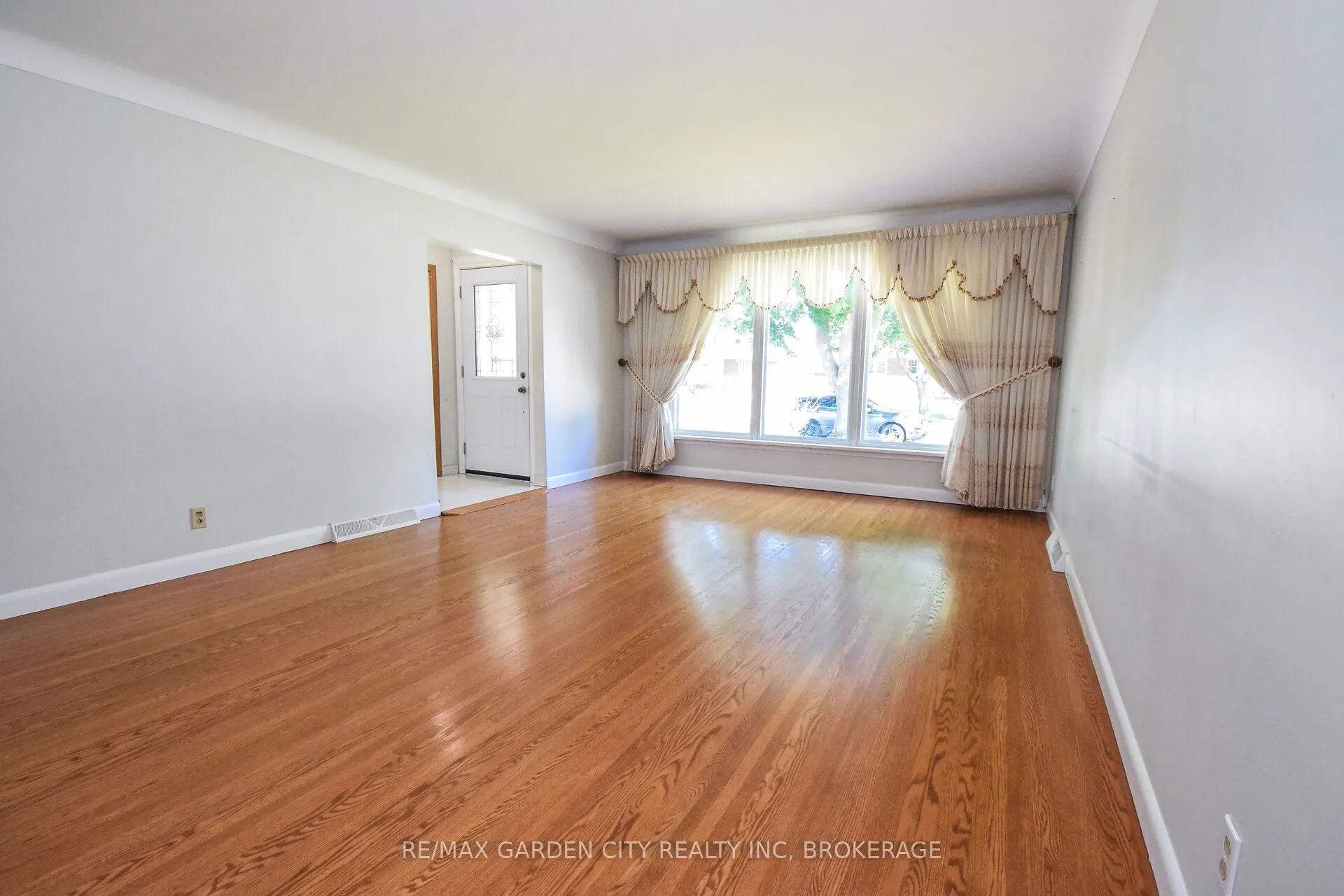 115 Larraine Street